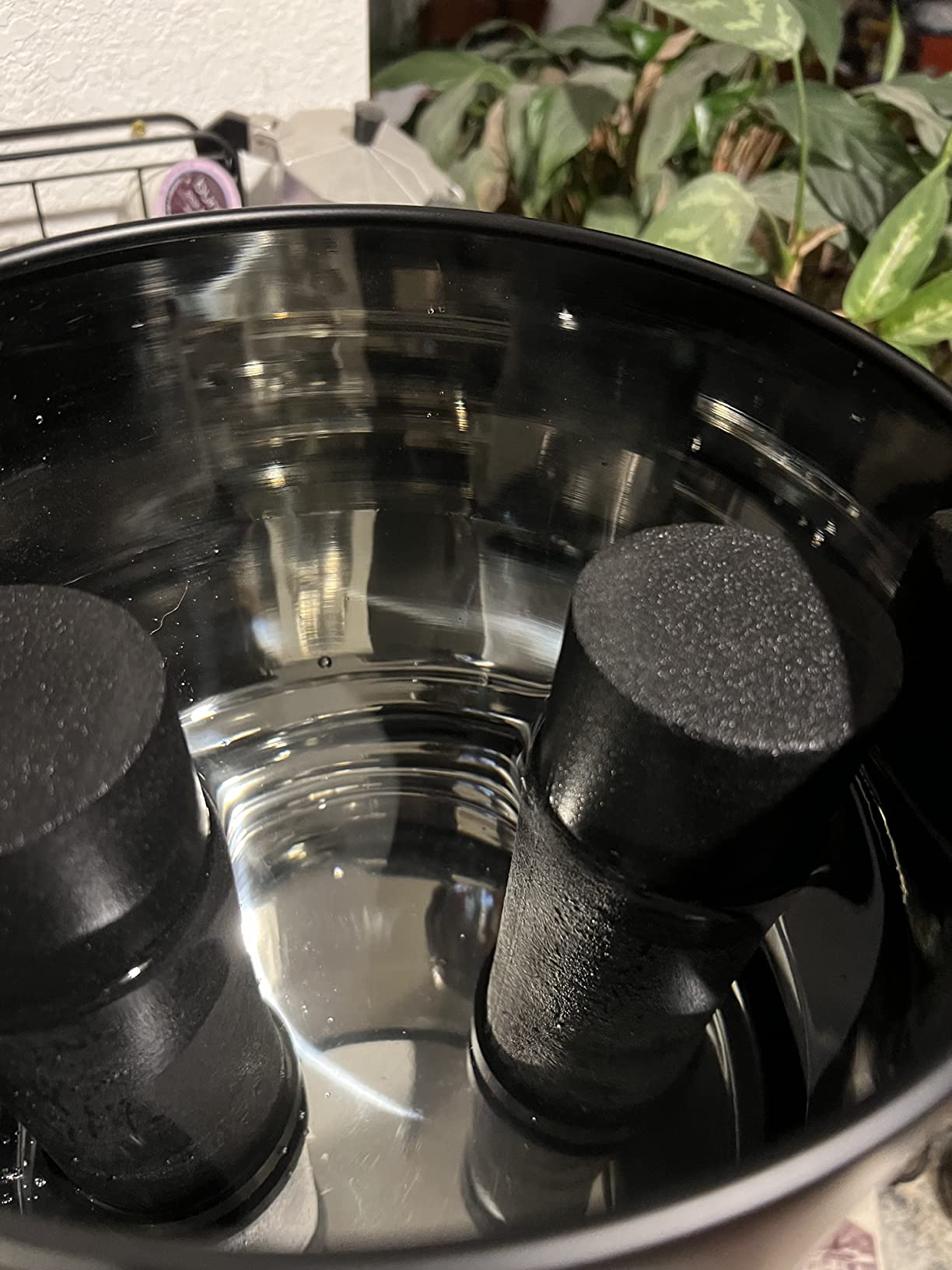 AquaEasy NSF/ANSI 372 Certified Stainless Steel Gravity Water Filter System (2.25 Gallon) 2X Activated Carbon Filter, Stainless Steel Tap and Wooden Stand | Countertop Water Filtration System (Matte) customer photo 1