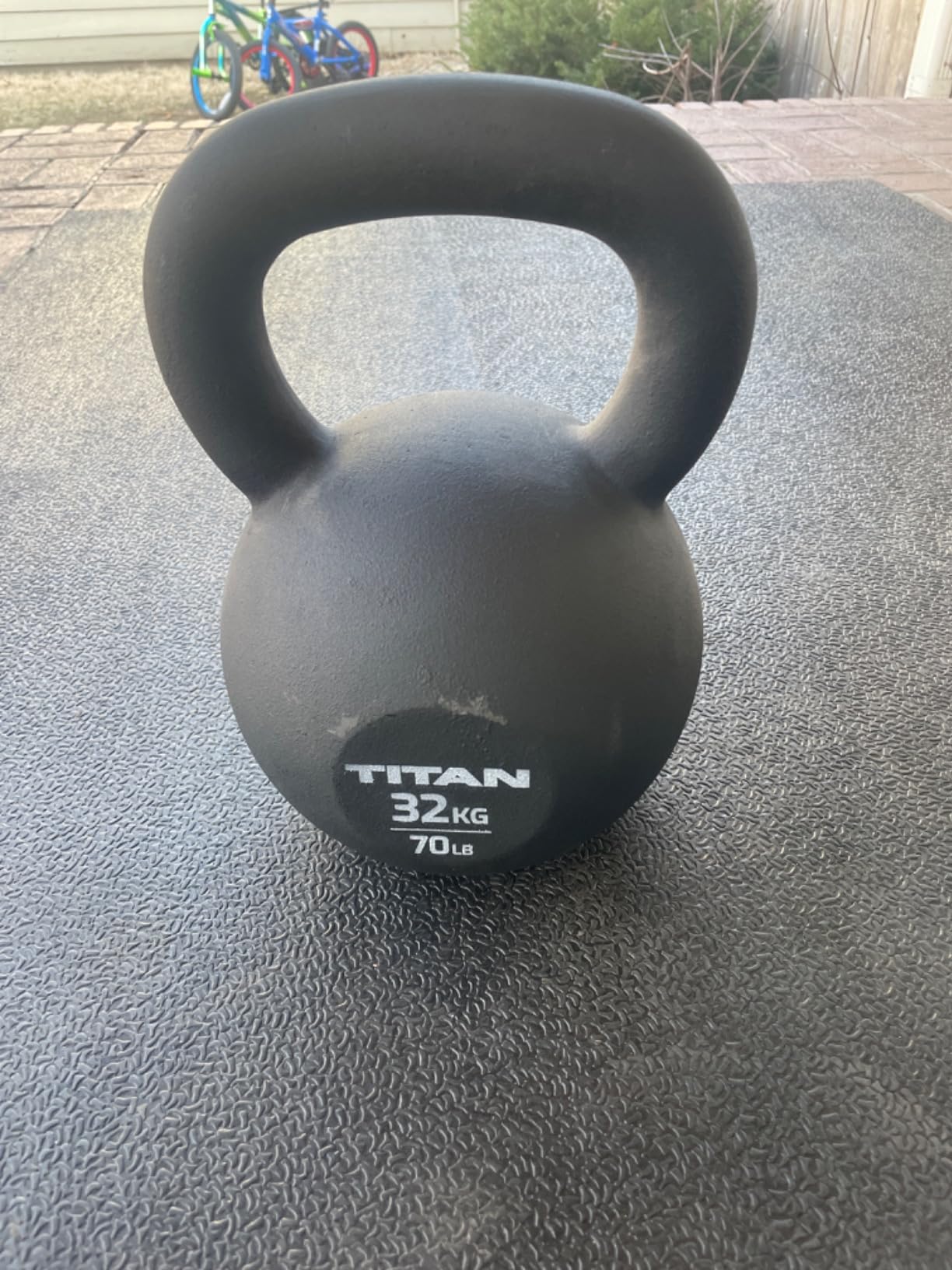 Titan Fitness Cast Iron Kettlebell, Single Piece Casting, KG and LB Markings customer photo 1