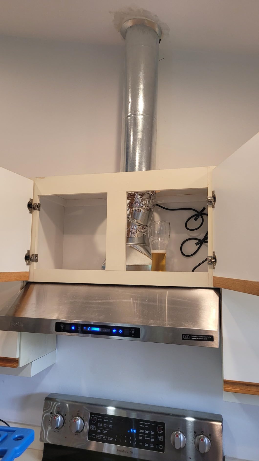 HisoHu 30 Inch Under Ducted Cabinet Range Hood with 1200 CFM, 4 Speed Gesture Sensing Kitchen Exhaust Hood & Touch Control Panel, Stainless Steel Stove Vent Hood with 2 LED Lights customer photo 2