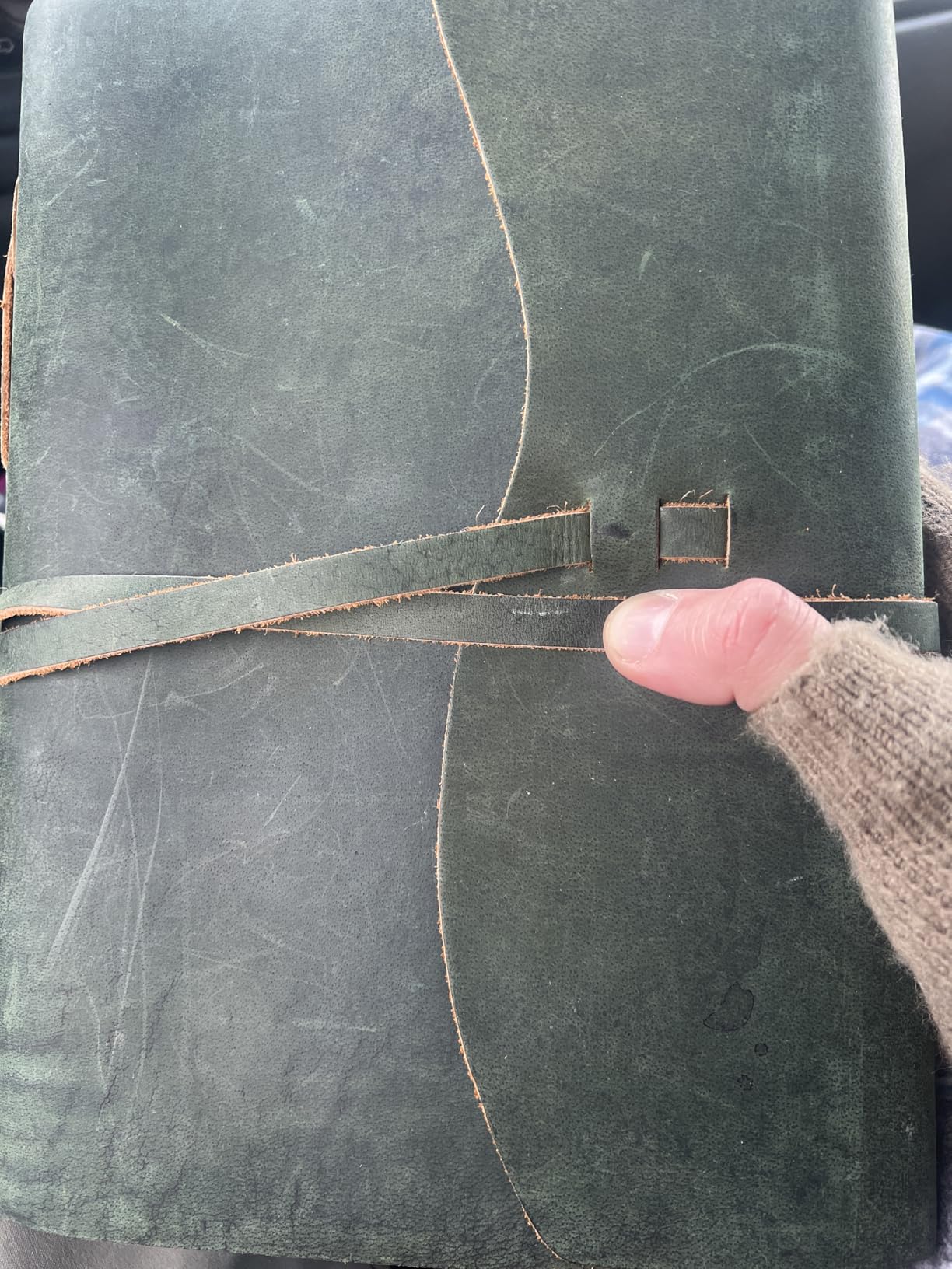 LEATHER VILLAGE Leather Bound Journal - Rustic Brown, 7X5, 220 Pages - Vintage Blank Paper Diary for Writing, Drawing, Sketchbook, and Travel Notebook - Ideal for Women and Men customer photo 2