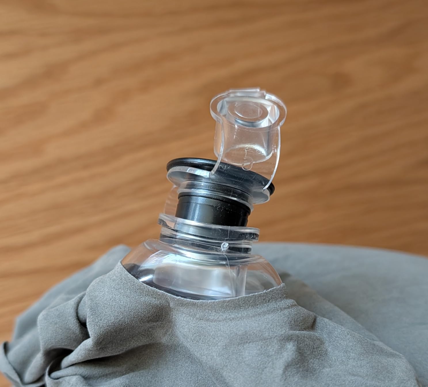 JefDiee Inflatable Foot Rest Pillow, Kids Airplane Bed, Adjustable 3 Layers Height Leg Rest Pillow, Airplane Travel Essentials Great for Office, Home, Trains, Cars customer photo 1