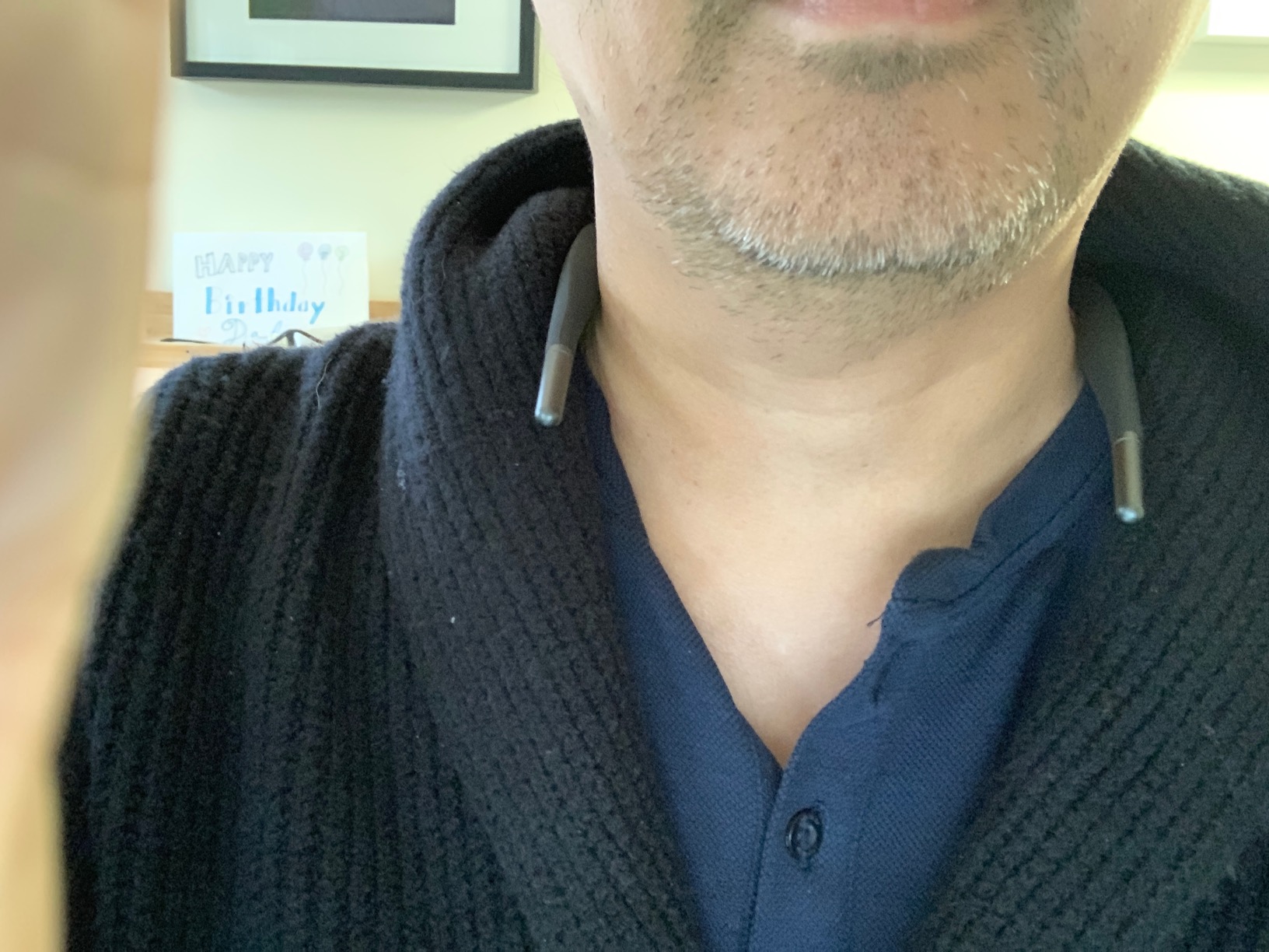 P1 Smart Posture Trainer & Corrector, Control with App, Check Posture in Real Time, Strapless, Boost Health & Temperament (Black) customer photo 2