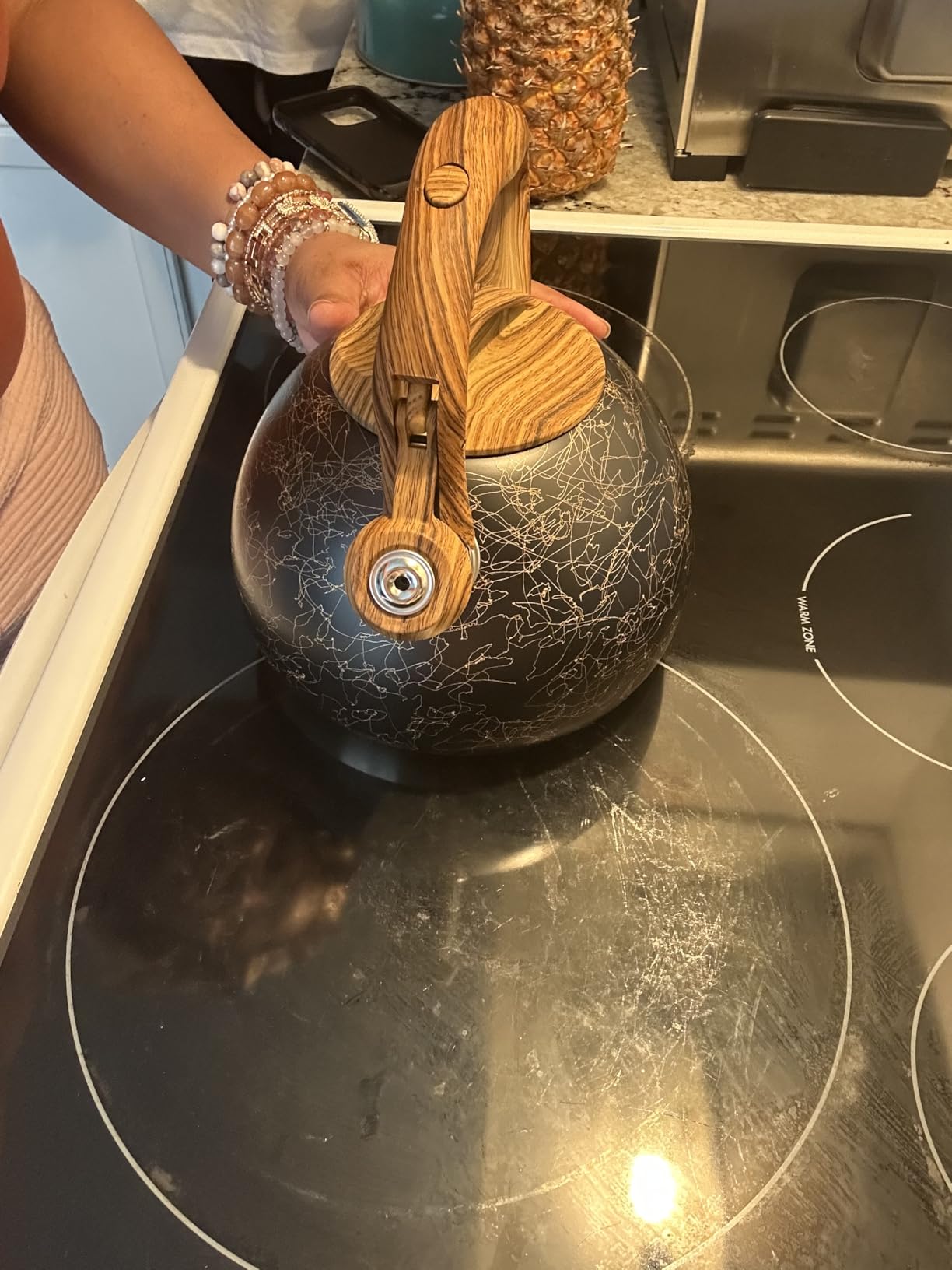 GGC Tea Kettle for Stove Top, Loud Whistling Kettle for Boiling Water Coffee or Milk, 3.1 Quart 3L Heavy Stainless Steel Black Kettle with Wood Pattern Handle, Unique Button Control Kettle Outlet customer photo 2