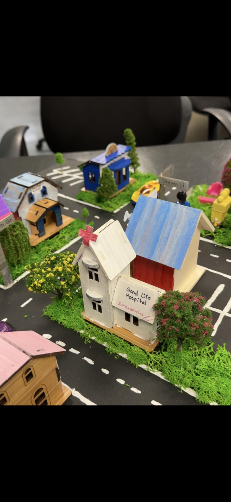 28 Pcs Tiny Model Trees with 40g Faux Green Moss, 0.79-3.15'' Diorama Trees Grass Mini Fake Miniature Trees Diorama Materials Kit for Diorama Box Craft Model Train Fairy Village customer photo 2