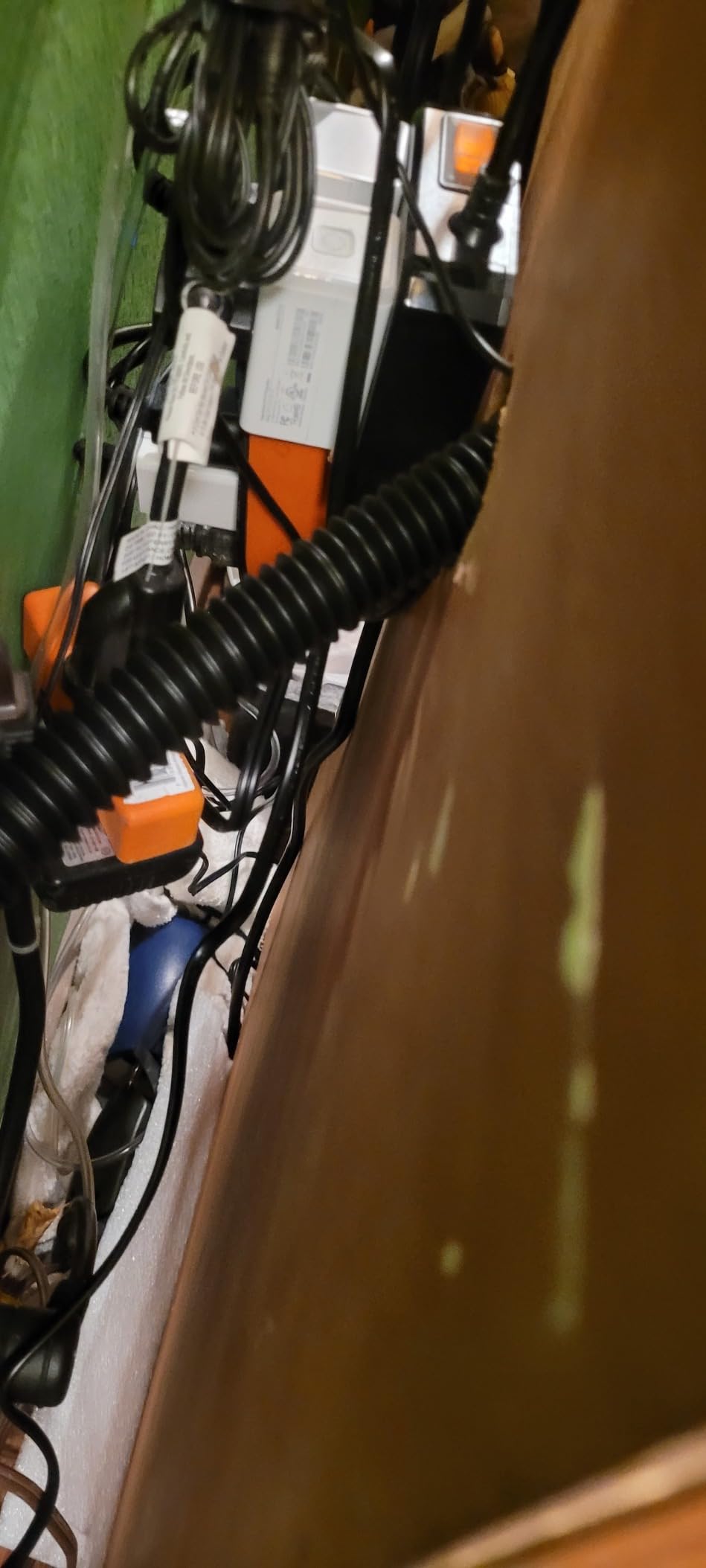 MRREPTILE Reptile Fogger Humidifiers Mister, Misting System for Reptiles, Terrarium Fogger Humidifier, 2.8L Large Capacity Reptifogger [UPGRADE] customer photo 2