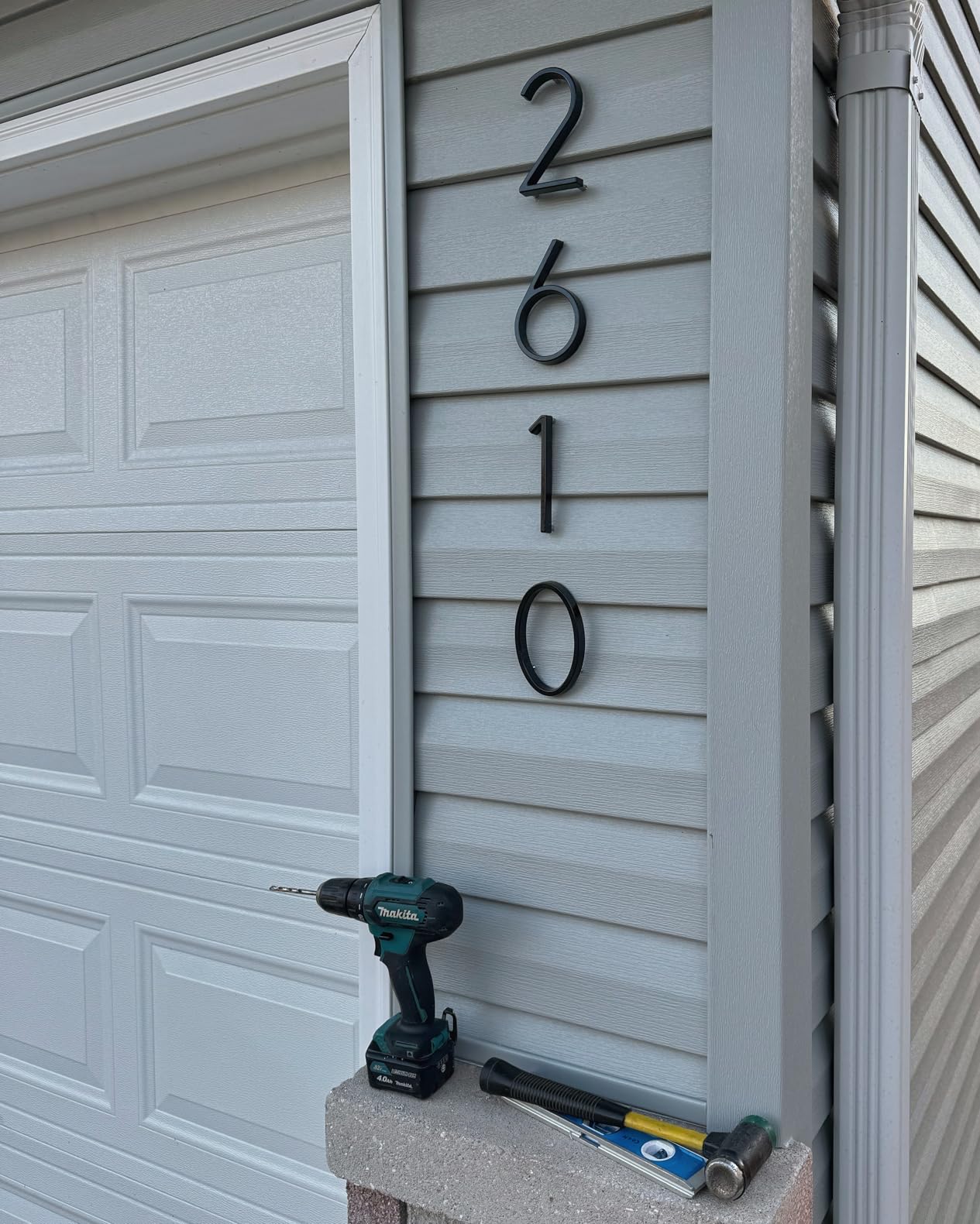 House Numbers For Outside Modern - 5 Inch Floating House Numbers With Nail Kit And Instructions, High Gloss Black Address Numbers 3 customer photo 2