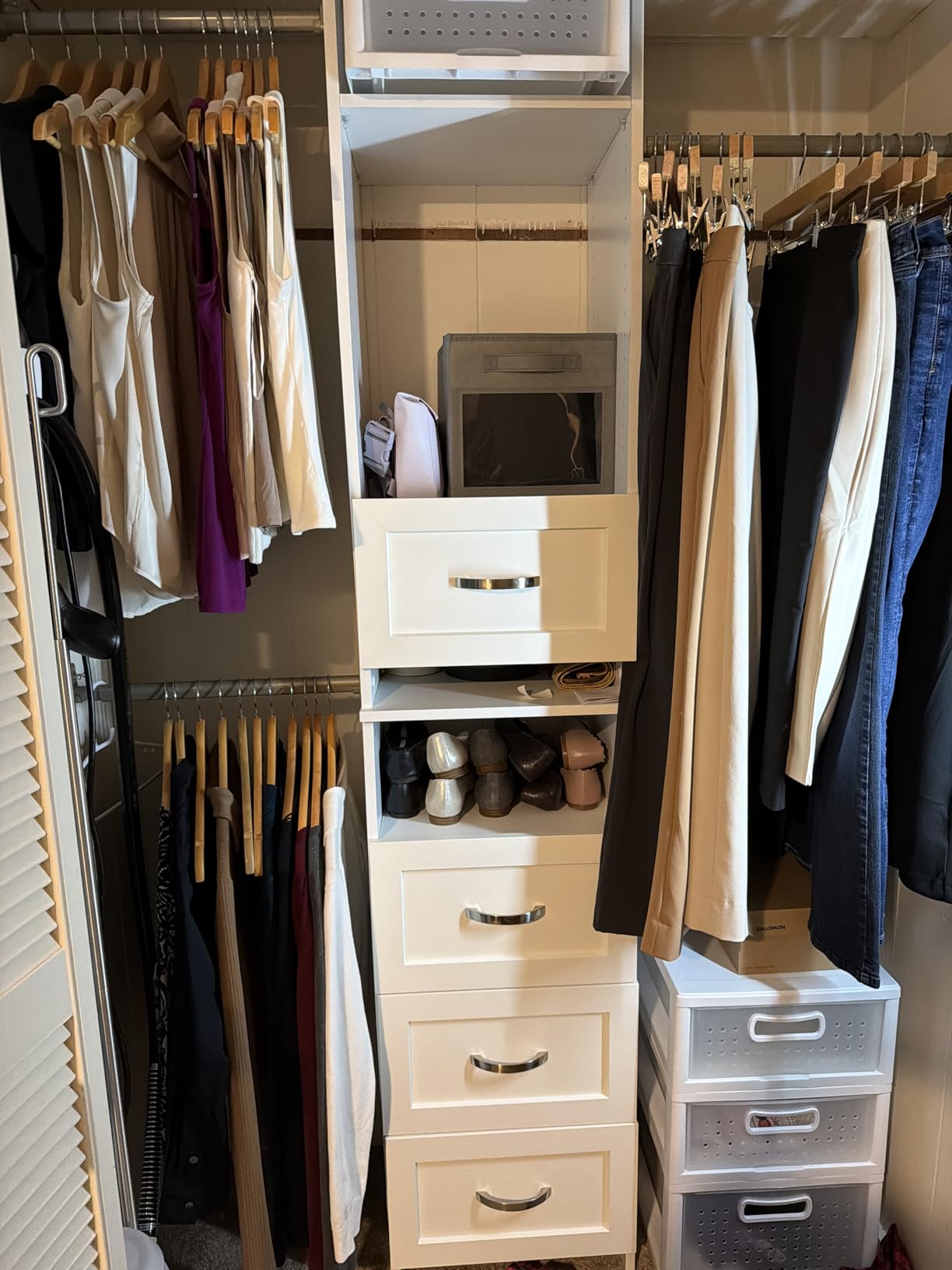 Amber Home 20 Pack Vintage Wooden Coat Hangers, Walunt Wood Suit Hangers with Non Slip Pant Bar, Clothes Hangers for Shirts, Jackets, Dress, Pant (Retro, 20) customer photo 1