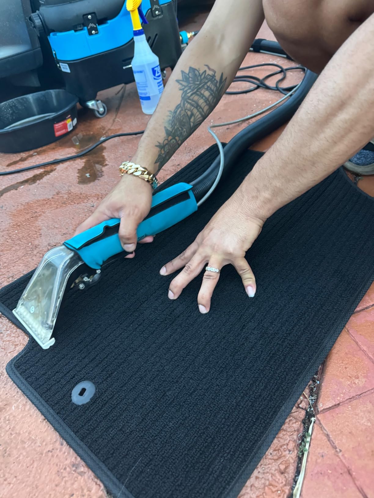 Mytee S300-H Tempo Heated Spotter - 1 Gallon Unit - Heated Carpet Extractor - Interior Carpet Maintenance (S-300H Heated Tempo) customer photo 1