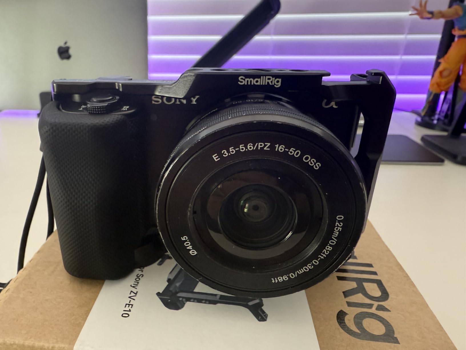 SMALLRIG ZV-E10 Cage with Silicone Handle and Built-in Threaded Holes, Cold Shoe and Quick Release Plate for Sony ZV-E10 customer photo 1