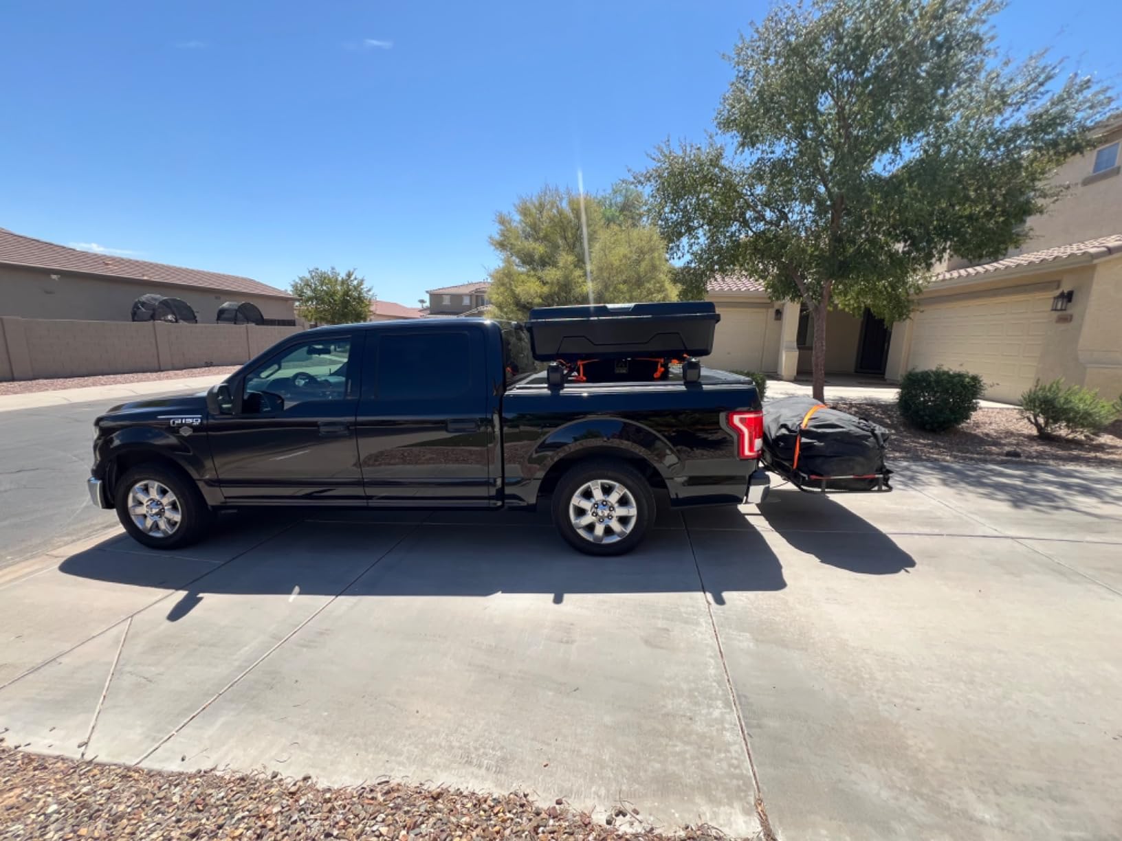 Yakima DeepSpace 10 Hard Shell Cargo Box, 10 Cubic Feet customer photo 1