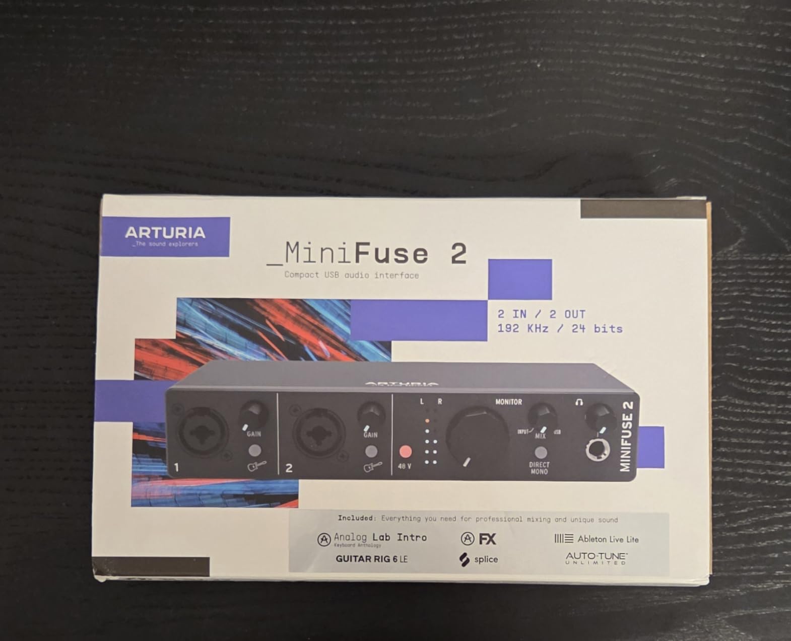 Arturia - MiniFuse 2 - Compact USB Audio & MIDI Interface with Creative Software for Recording, Production, Podcasting, Guitar - White customer photo 2