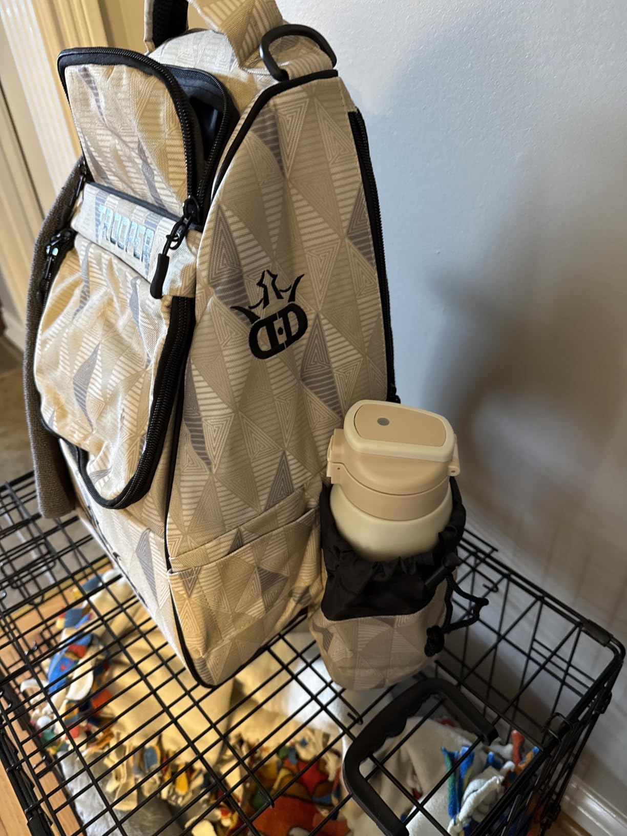 Dynamic Discs Trooper Disc Golf Bag | Large Frisbee Bags with 18+ Discs Capacity | Lightweight & Durable Backpack | Great Gifts or Disc Golf Accessories for Men | Ideal for Beginners & Pro Players customer photo 2