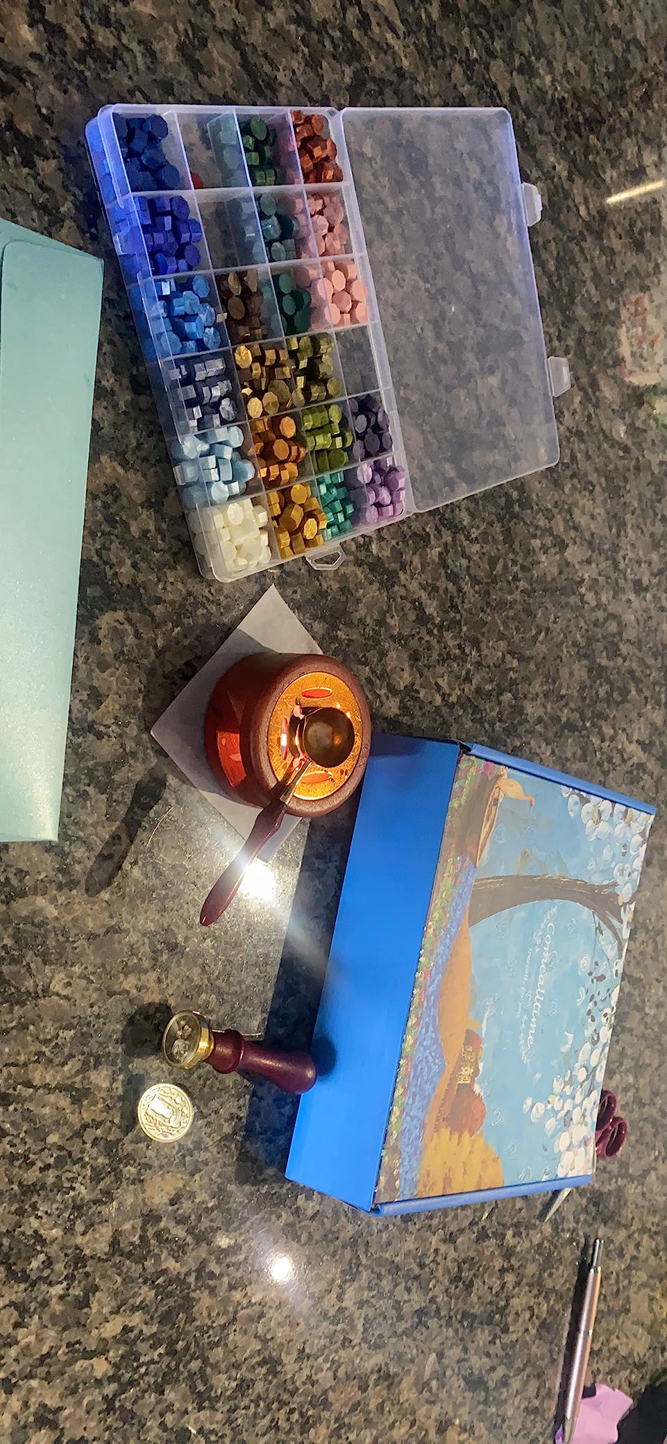 Comealltime Wax Seal Kit with Gift Box, 624 Pcs 24 Colors Sealing Beads, 2 Pcs Stamps, Sealing Wax Warmer, Metallic Pen, Envelope, Candles for Wedding Birthday Gift and DIY Craft customer photo 2