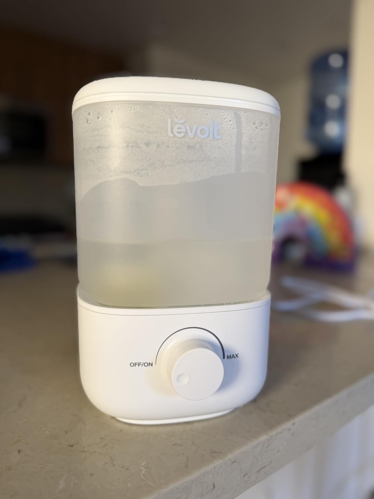 LEVOIT Smart Cool Mist Top Fill Humidifiers for Bedroom with Sensor, Auto Humidity Setting, APP & Voice Control, Essential Oil Diffuser, Ultra Quiet Operation, Super Easy Top Fill, 3L, White customer photo 2