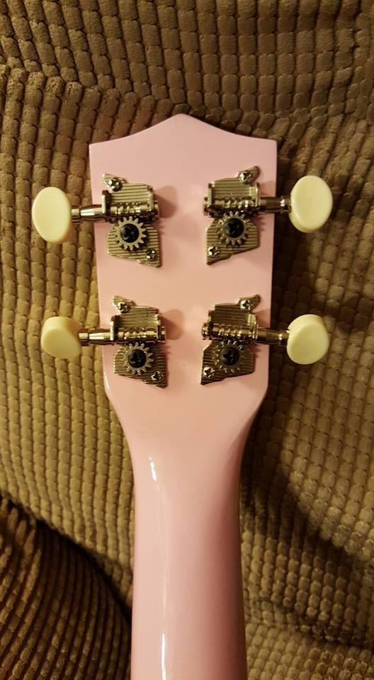 ADM Ukulele for Beginners Hawaiian Wood Ukelele Kit for Kids Adult Student Starter Professional Ukalelee Pack Bundle with Free Lessons Gig Bag Strap Nylon String Tuner (Sunset, 21 Inch) customer photo 1