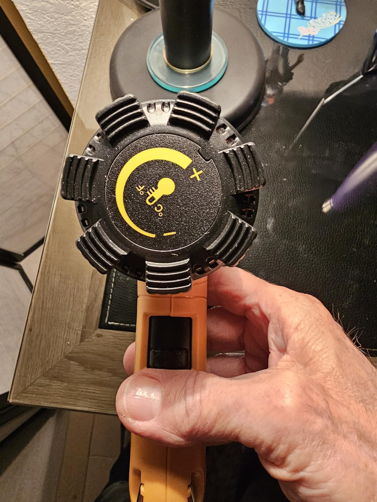 SEEKONE Heat Gun 1800W Heavy Duty Hot Air Gun Kit With Carry Case Variable Temperature Control 122°F-1112°F（50℃- 600℃） Overload Protection with 4 Nozzles for Crafts, Shrinking PVC, Stripping Paint customer photo 1