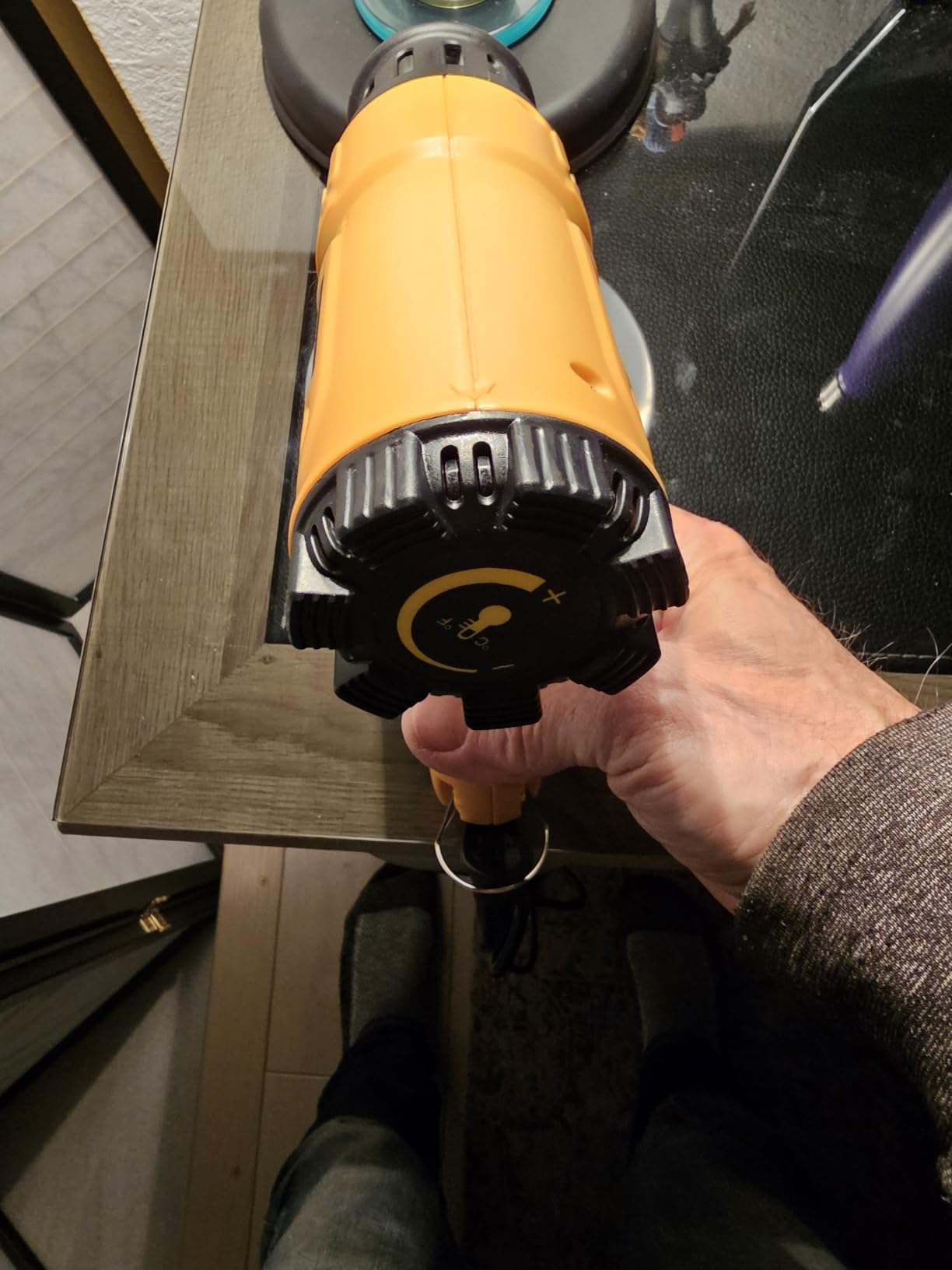 SEEKONE Heat Gun 1800W Heavy Duty Hot Air Gun Kit With Carry Case Variable Temperature Control 122°F-1112°F（50℃- 600℃） Overload Protection with 4 Nozzles for Crafts, Shrinking PVC, Stripping Paint customer photo 2