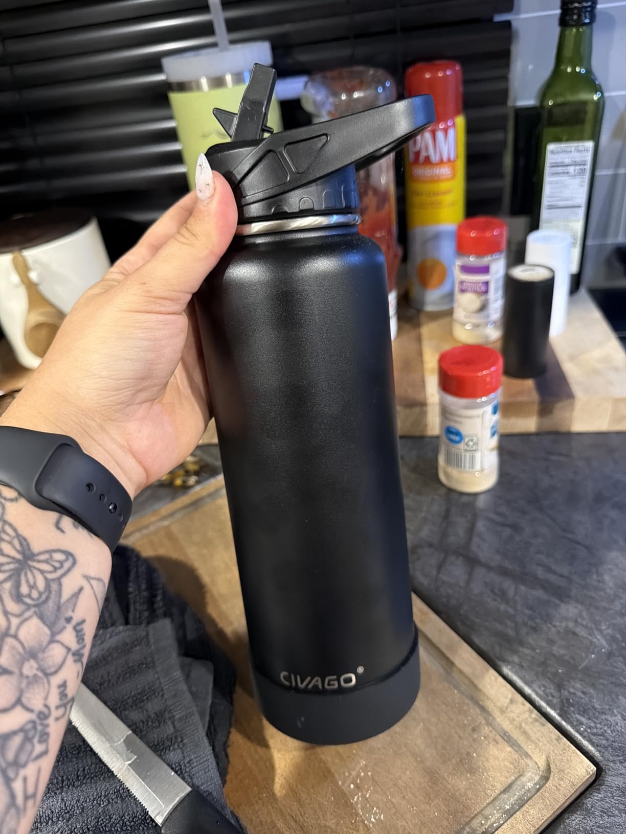 CIVAGO 64 oz Insulated Water Bottle With Straw, Half Gallon Stainless Steel Sports Water Flask Jug with 3 Lids (Straw, Spout and Handle Lid), Large Metal Thermal Cup Mug, Midnight Black customer photo 2
