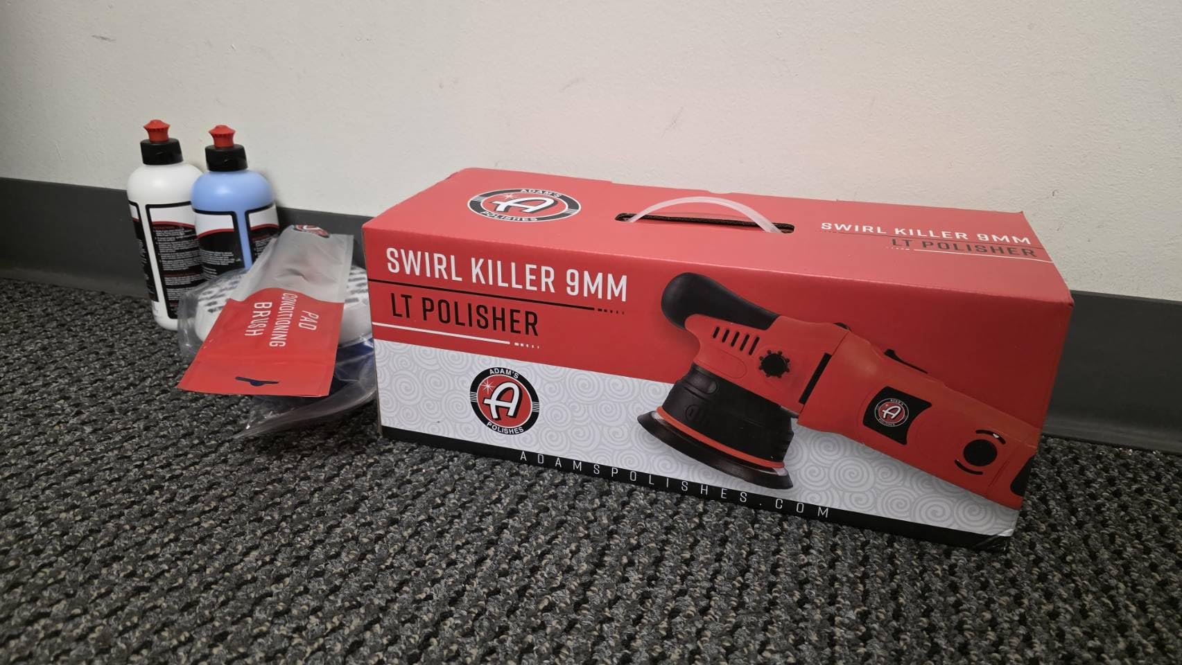 Adam's Polishes 9mm Dual Action Car Polisher (Polishing Kit) - Buffer Car Scratch Remover for Car Detailing | Includes Polish, Compound & Pads customer photo 2