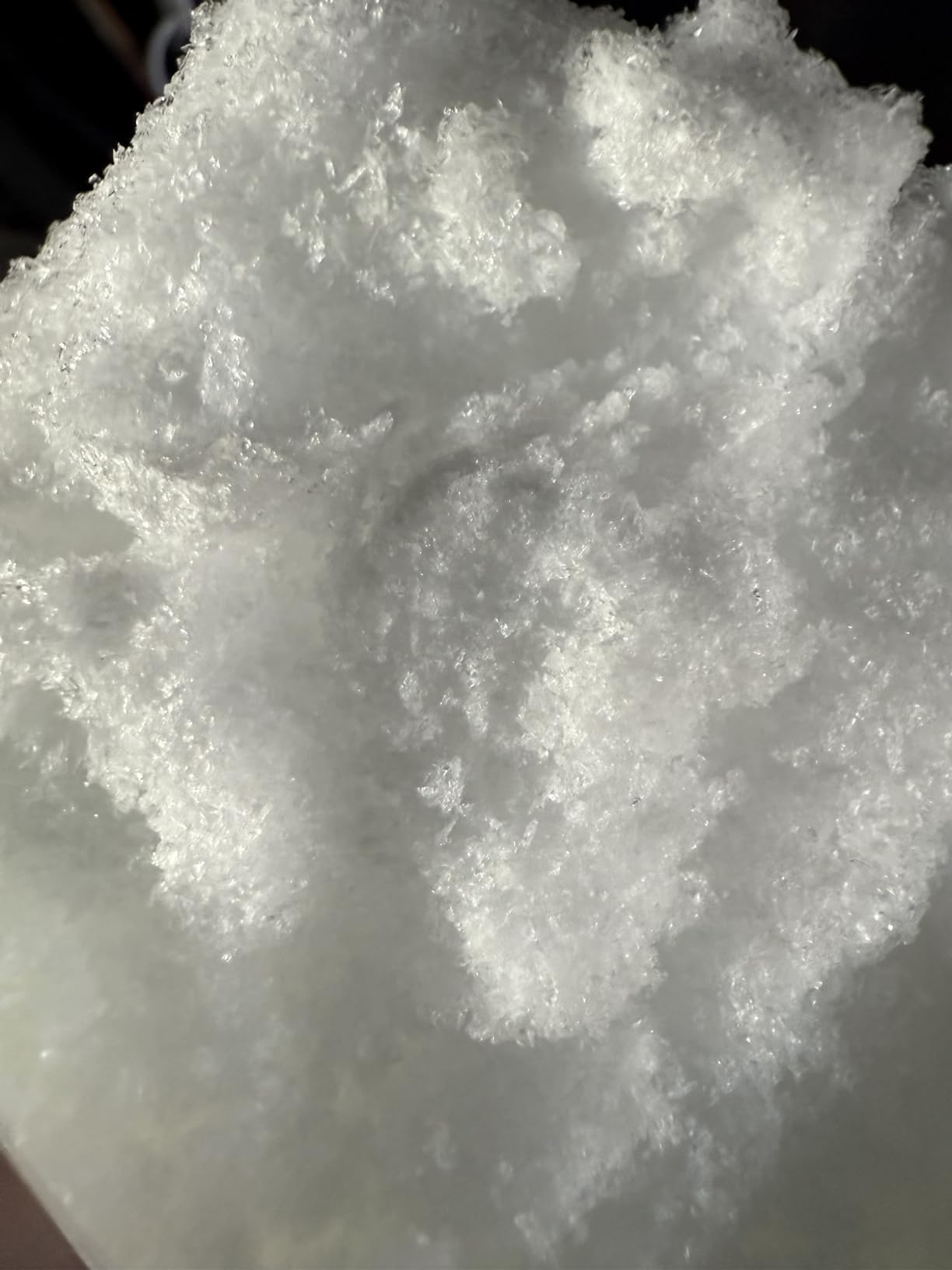 Hawaiian Shaved Ice S777 Snow Cone and Shaved Ice Machine with Blade Adjustment Knob and 5 Reusable Plastic Ice Mold Cups. Great for Granitas, Seltzers, Italian Soda and More 120V, Matte Black customer photo 1