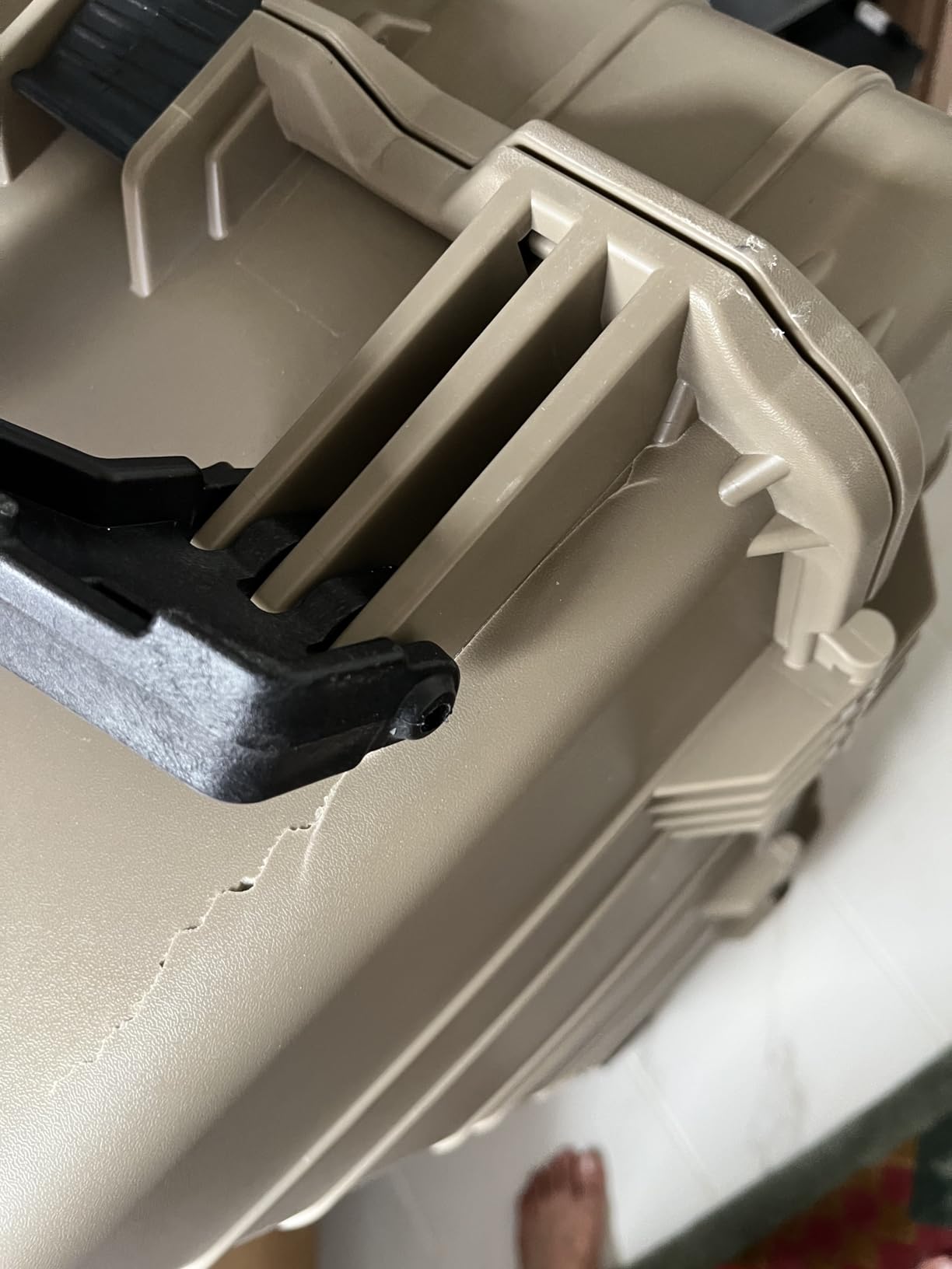 Eylar XL 44 Inch Deep Heavy Transport Roller Rifle Hard Case with Foam customer photo 2