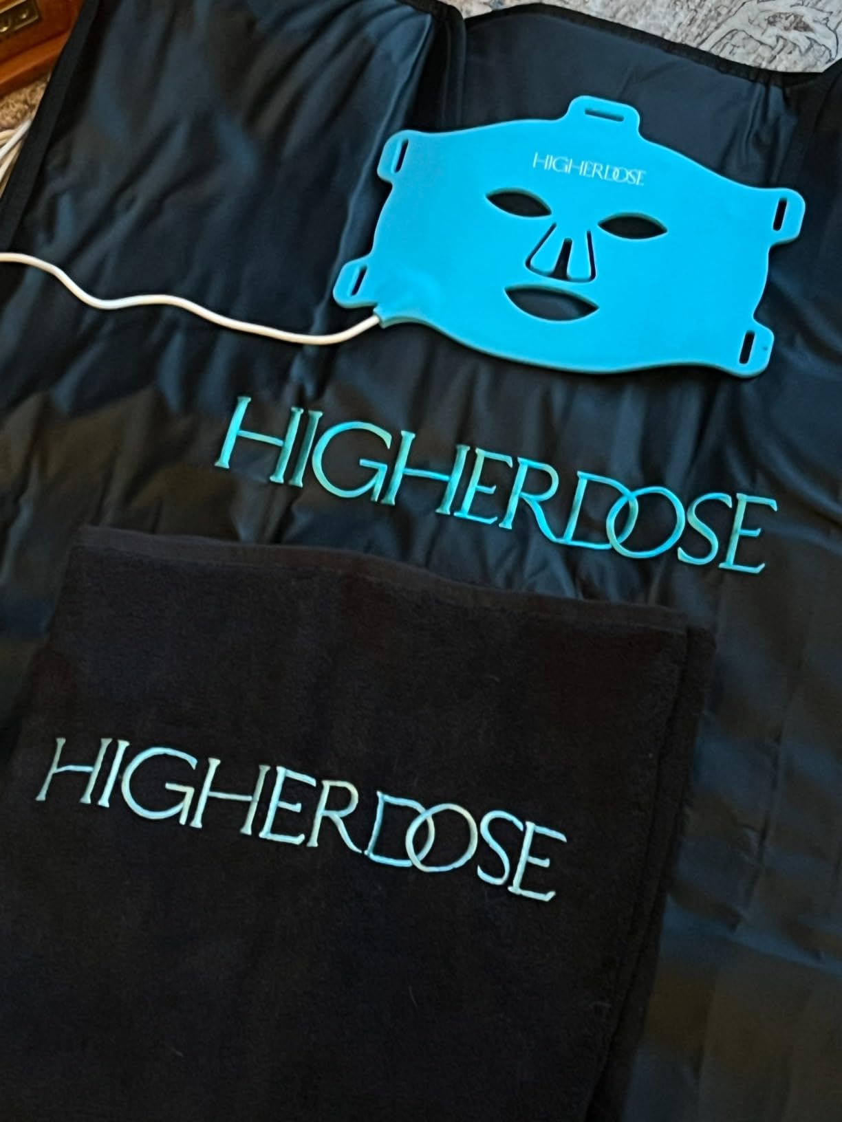 HigherDOSE Far Infrared Sauna Blanket - Full-Body Detox Wrap for Muscle Recovery, Glowing Skin, and Deep Relaxation - Personal and Portable Sauna for Home Spa Experience customer photo 1