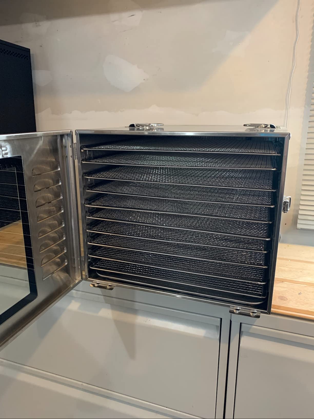 Commercial 10 Trays Food Dehydrator Machine for Jerky and Herbs Usable Area up to 24.65ft² and 194℉ Temperature 1000W Detachable Stainless Steel Dryer for Meat Fruit Mushrooms Beef Food Silvery customer photo 2