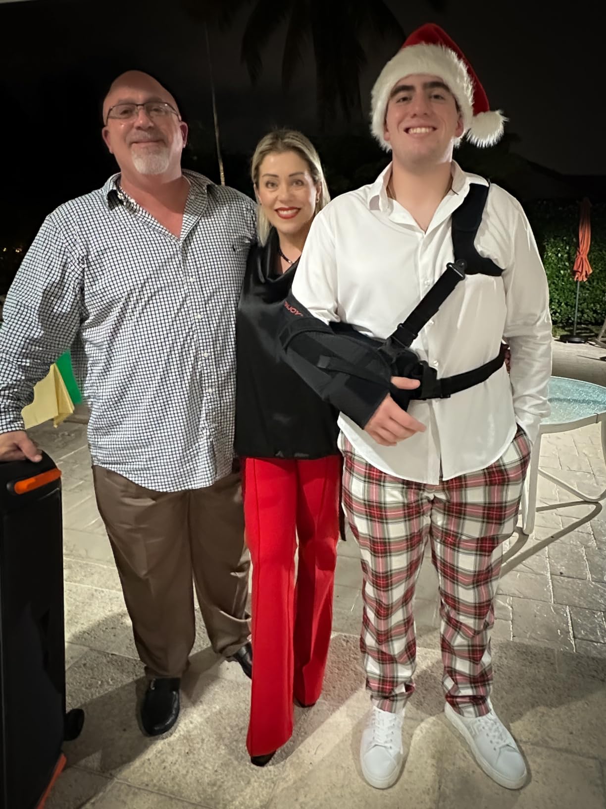 DonJoy Braces UltraSling PRO Shoulder Immobilizer & Rotator Cuff Injury Sling (No pressure on neck) customer photo 1