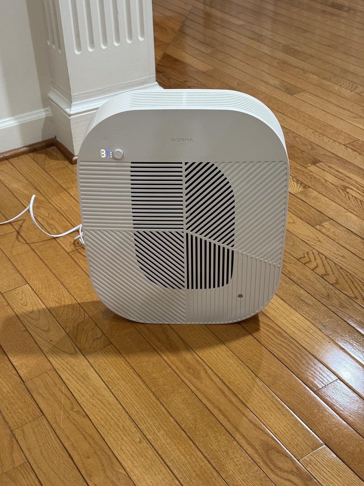 KOMMA Lov Air Purifier for Bedroom, 3.1 inch Slim Wall mount & Stylish Standing type, Hepa Filter Air Cleaner, Remove Fine Dust, Smoke. (LightCharcoal) customer photo 2