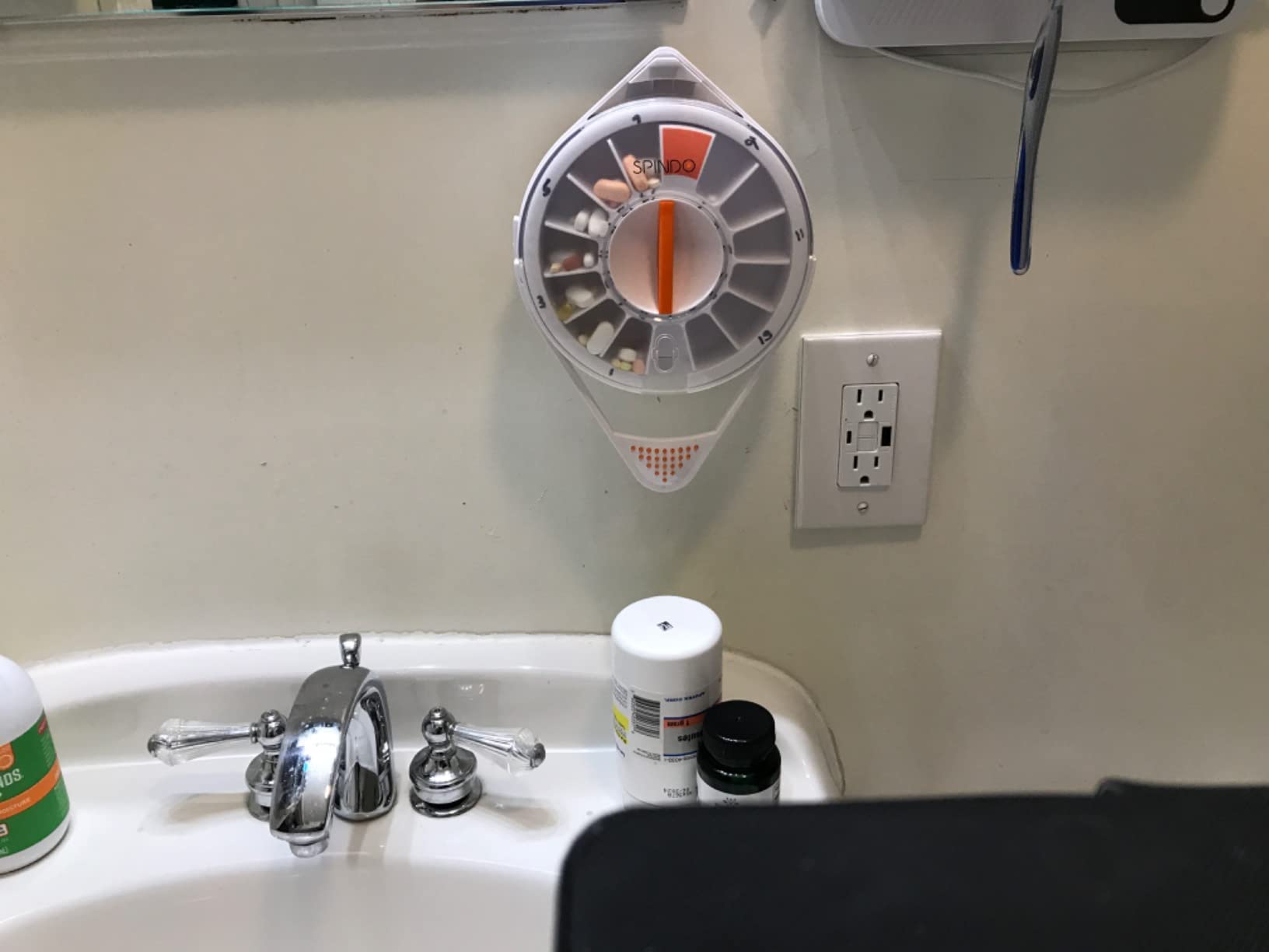 Fullicon Weekly Pill Dispenser Organizer with 14 Large Compartments and Child-Proof Lock, Spindo Medicine Dispenser-Dispense Vitamin/Tablet/Supplement for Elderly/Amnesia/Dementia customer photo 1