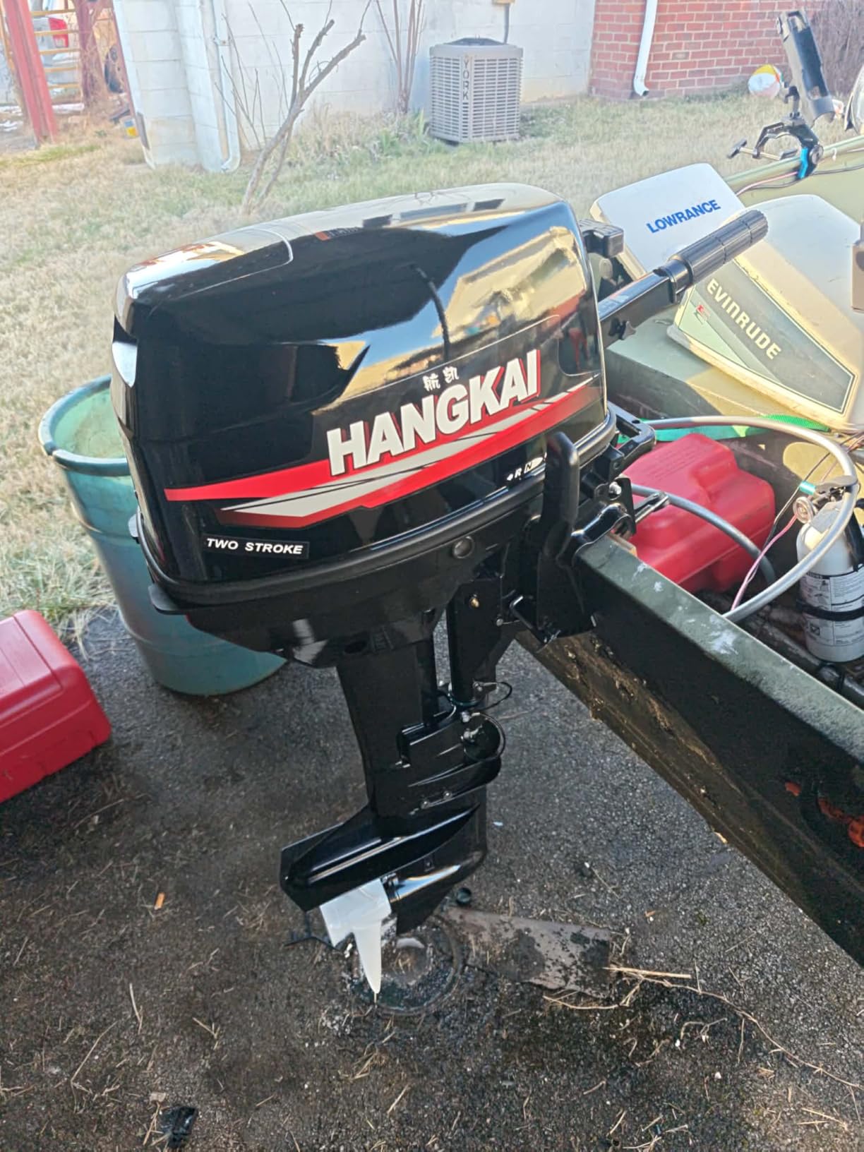 Short Shaft Outboard Motor, 2 Stroke 12 HP Outboard Boat Motor, 169CC Heavy Duty Fishing Boat Engine Marine Engine Tiller Control Motor with Water Cooling & CDI Ignition System customer photo 2