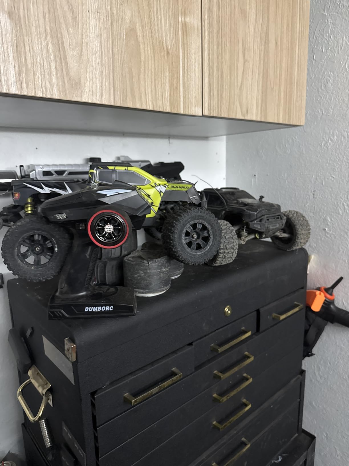 DUMBORC X6 2.4GHz 6CH RC Radio Transmitter and Receiver X6FG(Built-in Gyro) with Fail-Safe & Low Voltage Alarm Function for Rc Vehicle Car Boat Tank Model Parts Remote Controller customer photo 1