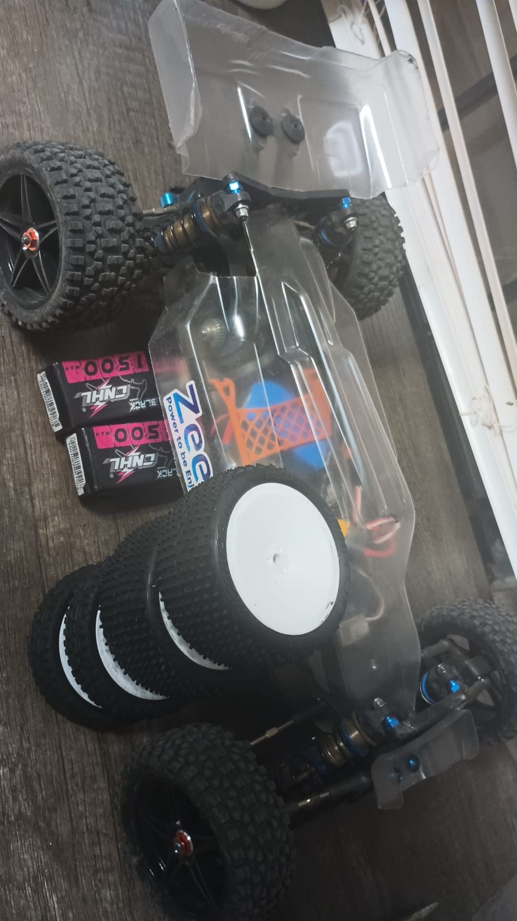 DUMBORC X6 2.4GHz 6CH RC Radio Transmitter and Receiver X6FG(Built-in Gyro) with Fail-Safe & Low Voltage Alarm Function for Rc Vehicle Car Boat Tank Model Parts Remote Controller customer photo 2