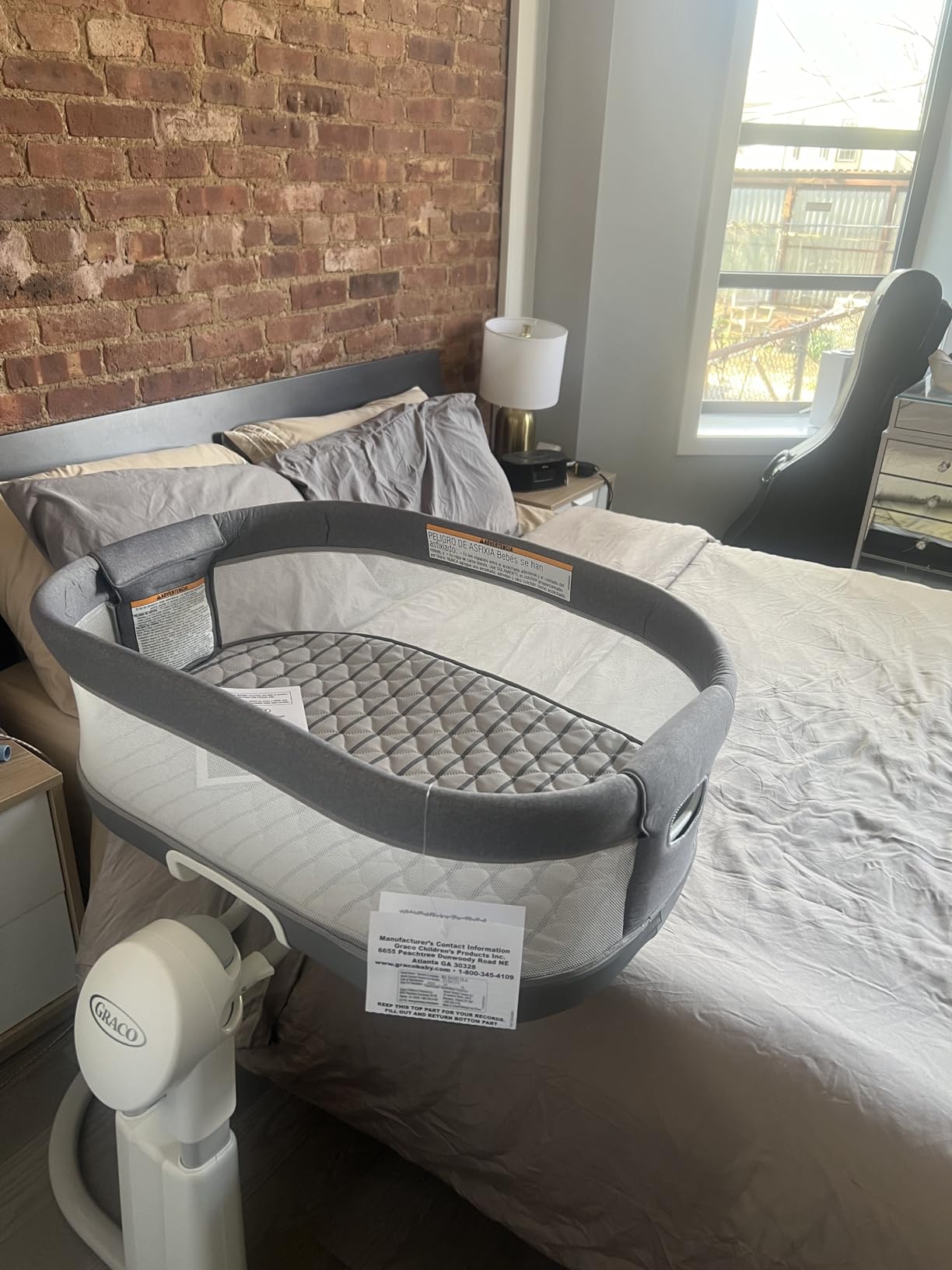 Graco DreamMore Bedside Bassinet Deluxe with Calming Motion, Skyler customer photo 2