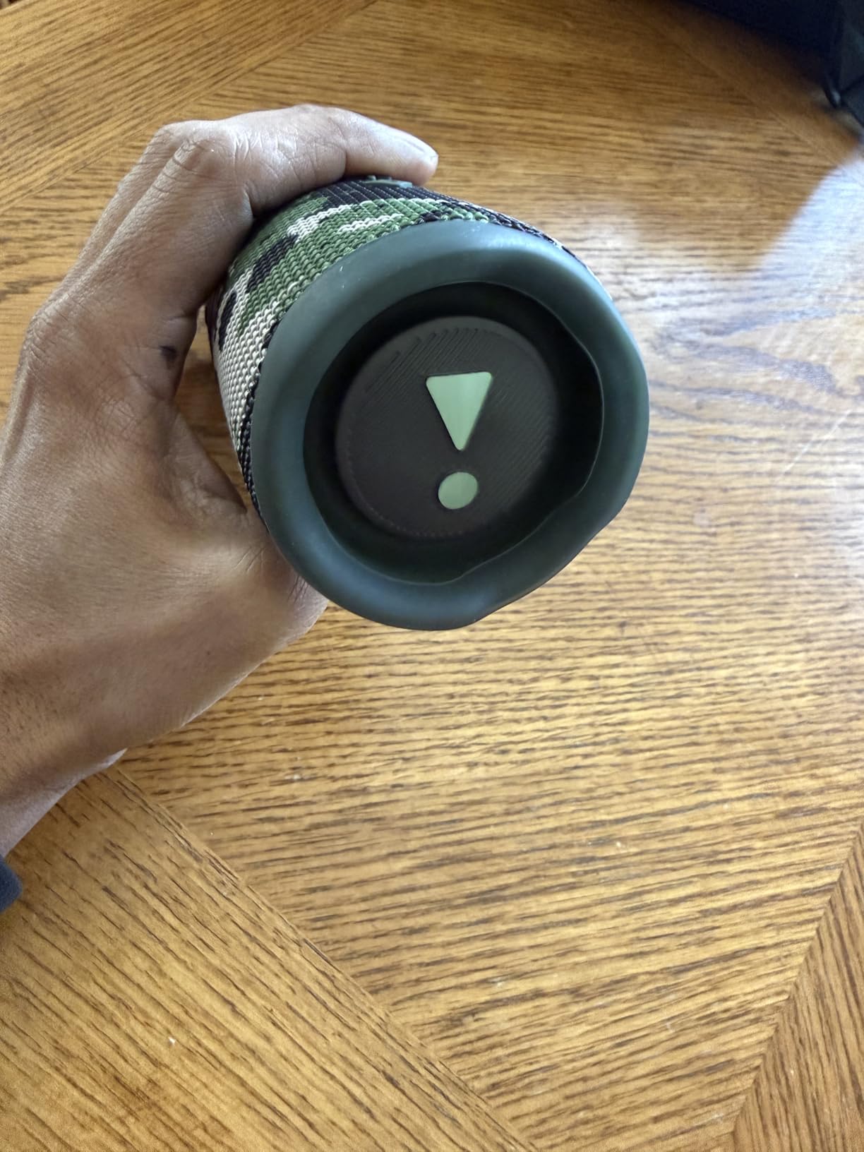 JBL FLIP 6 Portable Wireless Bluetooth Speaker Waterproof - Black (Renewed) customer photo 2