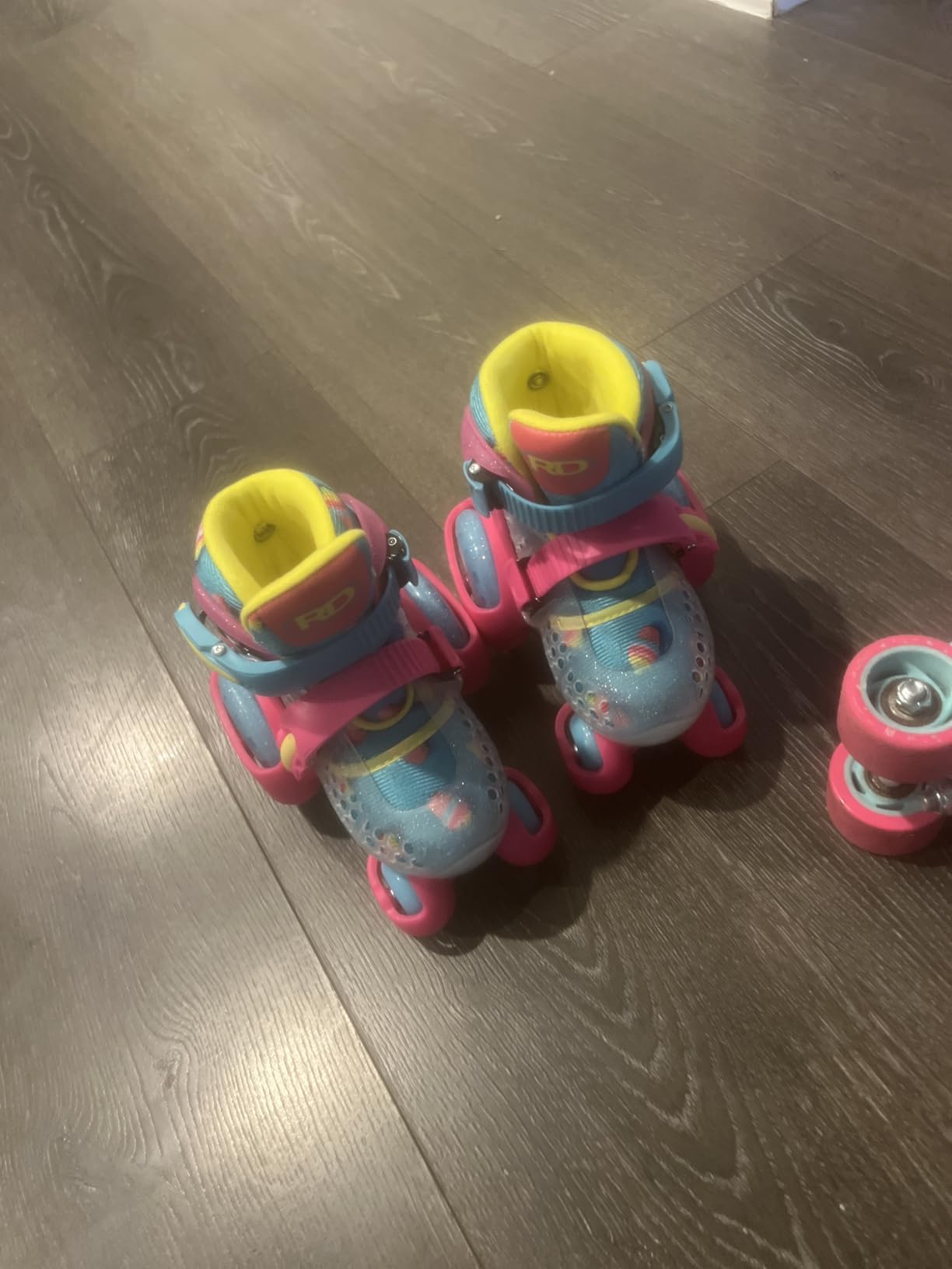 Fun Roll Beginner Roller Skates by Roller Derby, Adjustable Sizing, Skates for Kids, Toddlers, Boys, Girls customer photo 1
