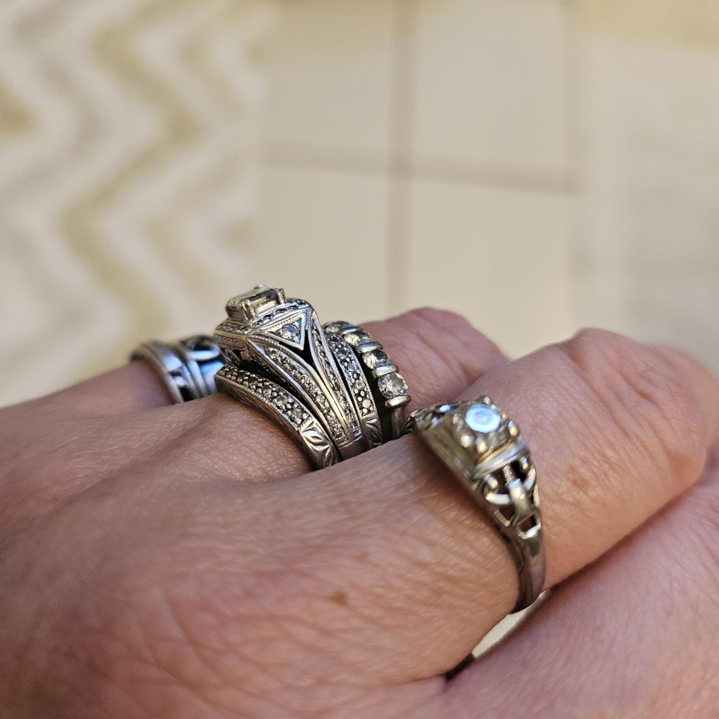 LifeBasis Ultrasonic Cleaner, Professional 45kHz Ultrasonic Jewelry Cleaner 20 Ounces (600ML) with Digital Timer, Watch Holder Ultrasonic Glasses Cleaner for Rings, Coins, Watches, Dentures, Silver customer photo 1