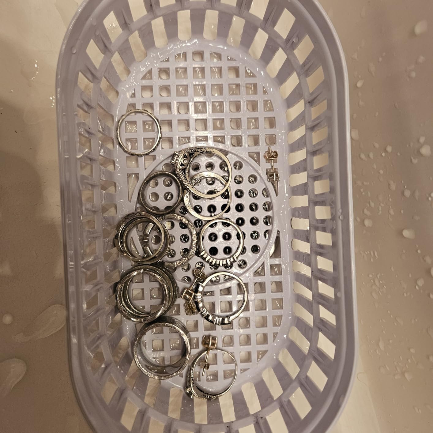 LifeBasis Ultrasonic Cleaner, Professional 45kHz Ultrasonic Jewelry Cleaner 20 Ounces (600ML) with Digital Timer, Watch Holder Ultrasonic Glasses Cleaner for Rings, Coins, Watches, Dentures, Silver customer photo 2