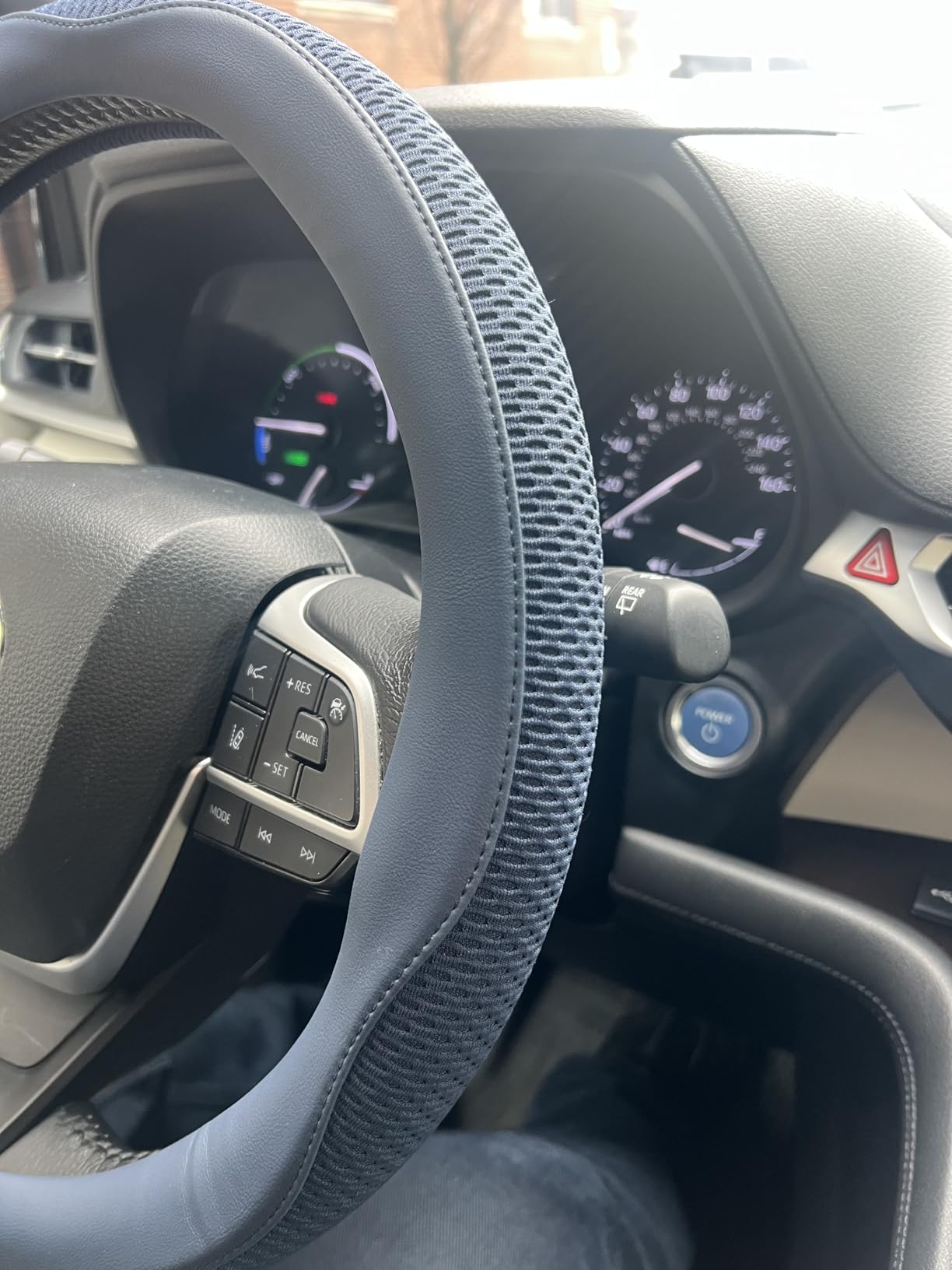 LKWLIKEI Car Steering Wheel Cover, Universal 15 inch, The Latest Microfiber Leather Breathable Technology Fabric, Non-Slip, Comfortable, Warm in Winter and Cool in Summer, Green customer photo 1
