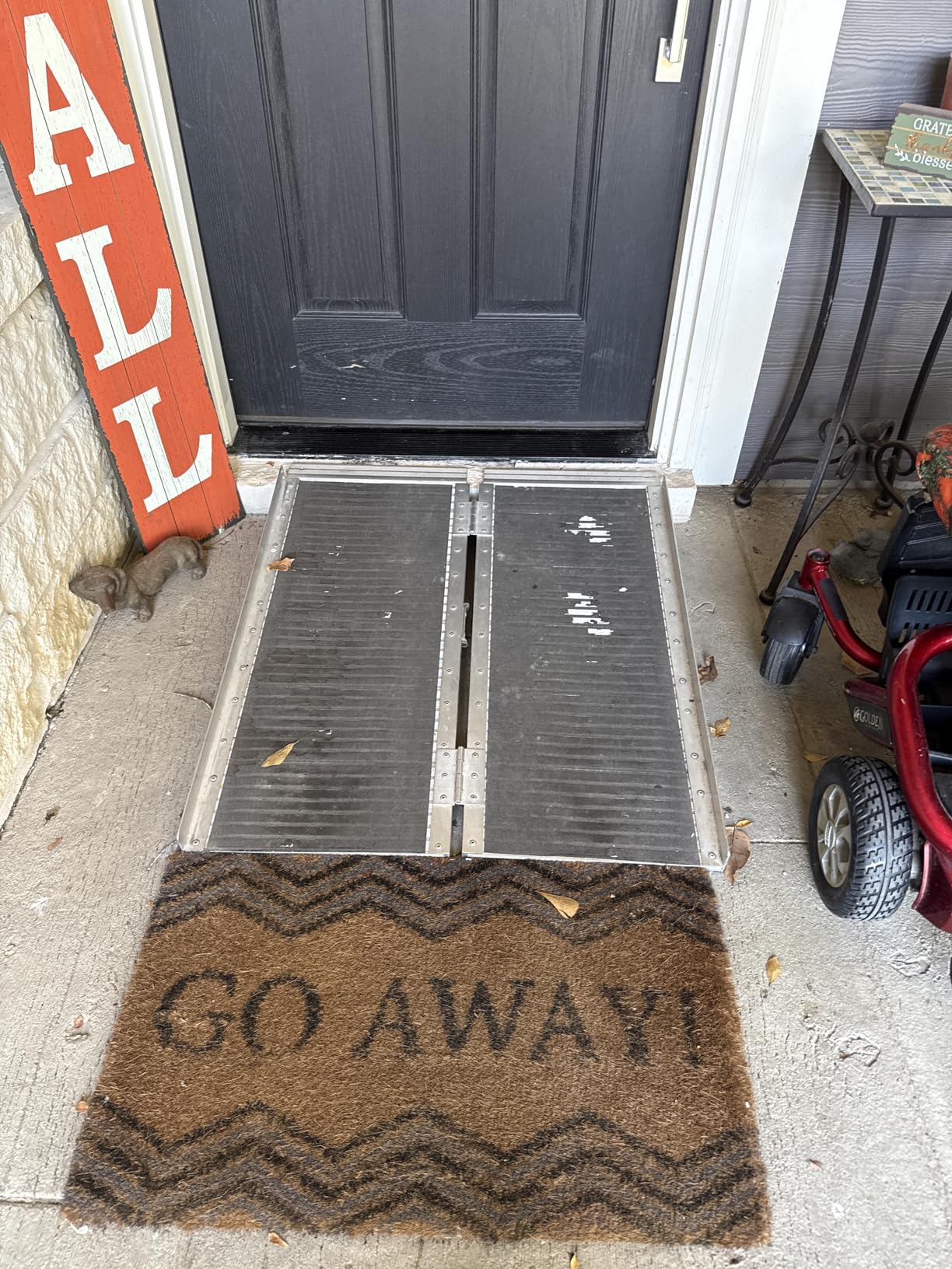 FACHNUO 3 Feet Portable Wheelchair Ramp, Non-Skid Aluminum Handicap Ramps with Handle, Folding Threshold Wheel Chair Ramp for Home Steps, Stairs, Entry, Threshold, Curbs, Stairs, 800LBS Capacity customer photo 2