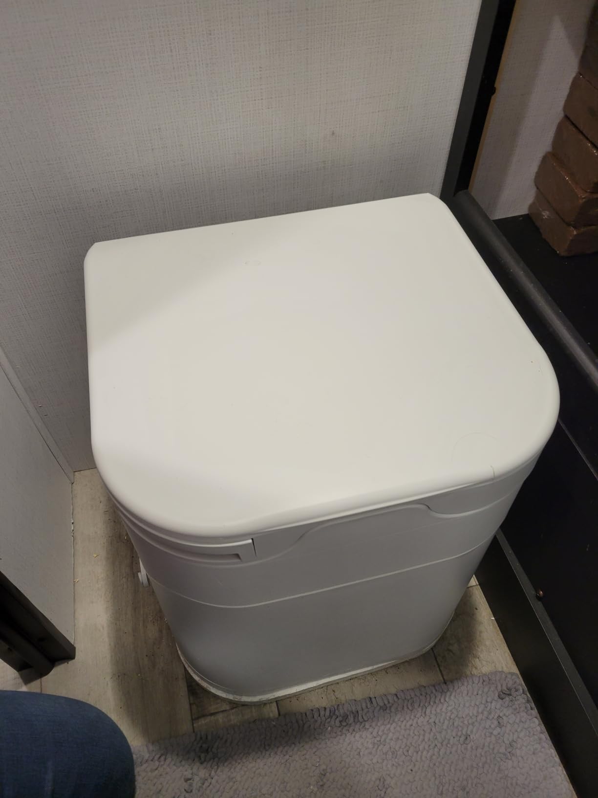 OGO Origin Composting Toilet - 12V Electric Agitator, Urine Diverting RV Toilet for Van Life, Tiny Home & Boat - 15