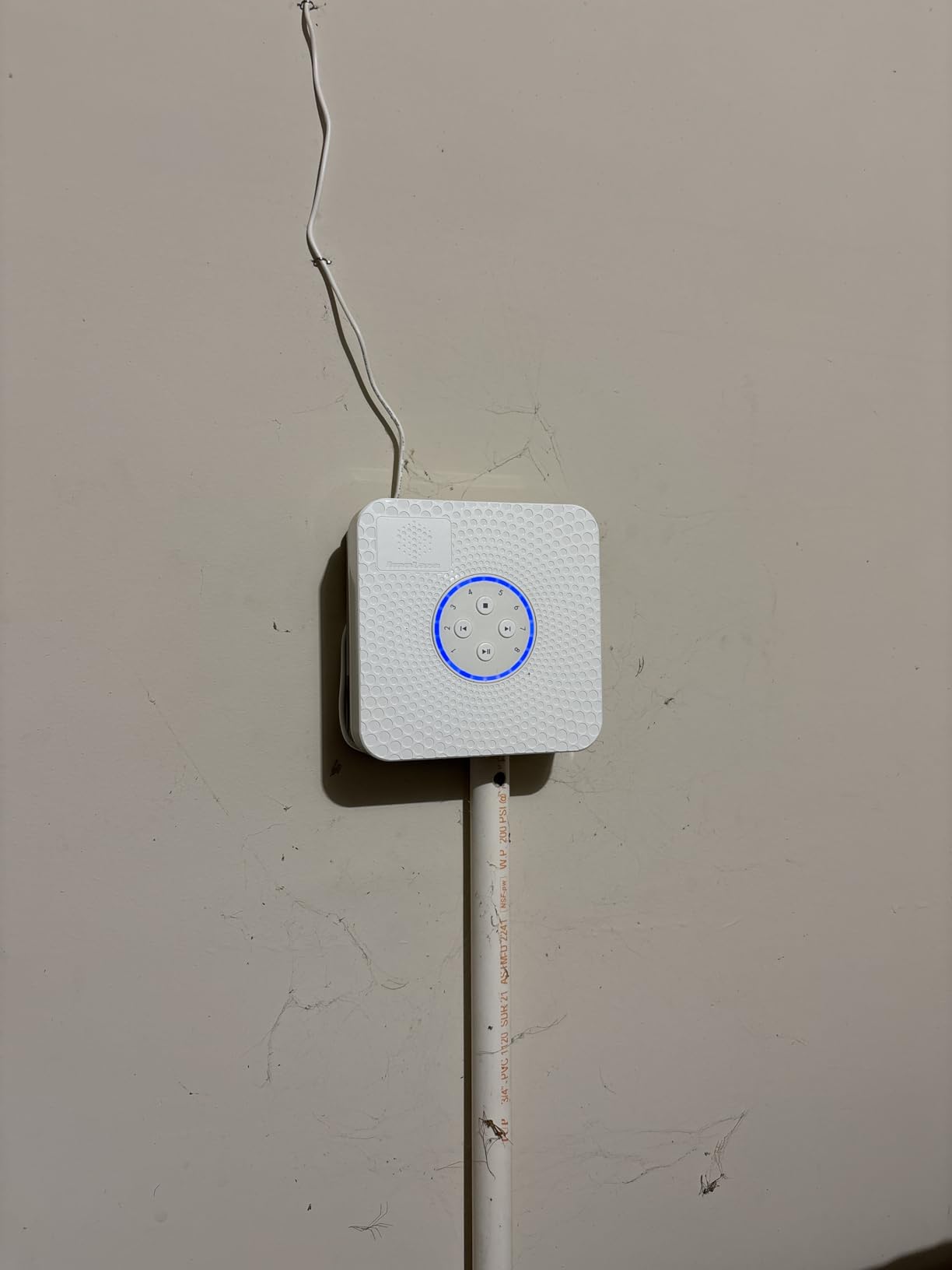 ImoLaza Smart Sprinkler Controller Evapotranspiration Master: 8 Zones WiFi Irrigation Controller with Automated Watering and App Control, Save Water Through Rain, Freeze, Wind and Saturation Skip customer photo 2