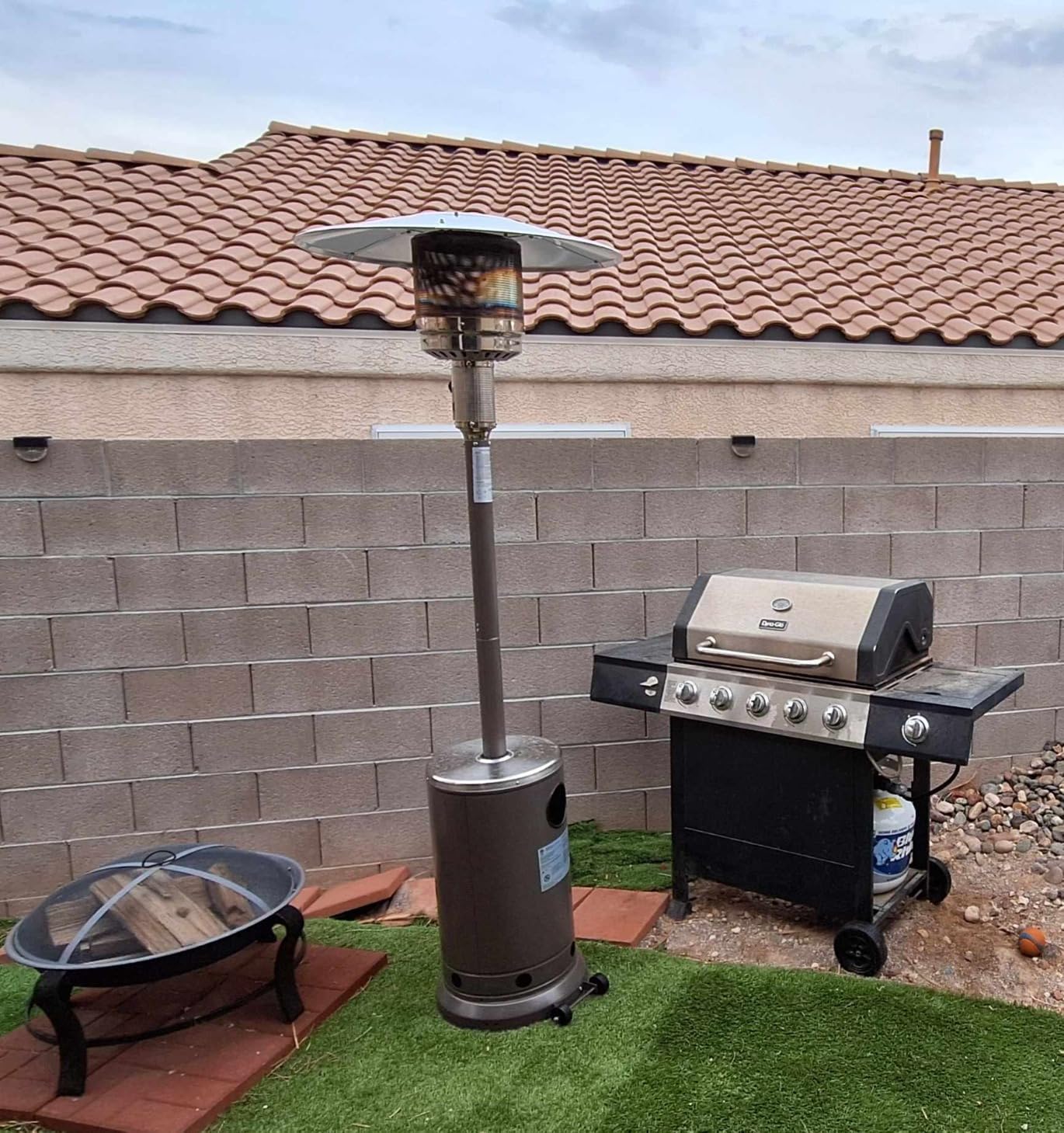 Hykolity 50,000 BTU Patio Heater with Sand Box, Table Design, Double-Layer Stainless Steel Burner, Wheels, Tip-over Protection System, Outdoor Heater for Home and Residential, Brown customer photo 1