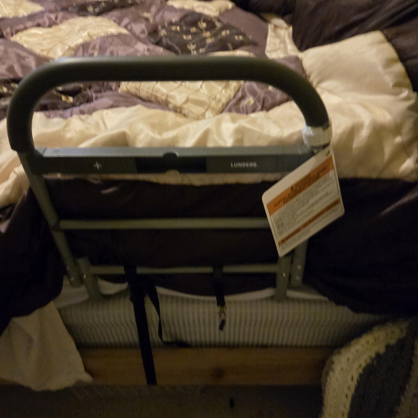 Lunderg Bed Assist Rail for Seniors with Motion-Activated Light & Non-Slip Grab Bar - Easy to Install Bed Rails for Elderly Adults Safety & Post-Surgery - Helps Reduce Falls & Support Independence customer photo 1