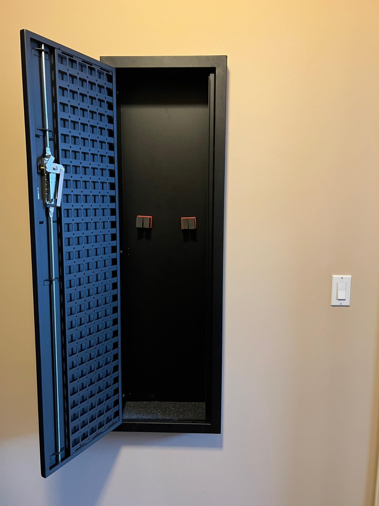 Tactical Closet Vault Flat Black in Wall Gun Safe and Tactical Gear Safe - Simplex Lock - Fits Between Wall Studs customer photo 2