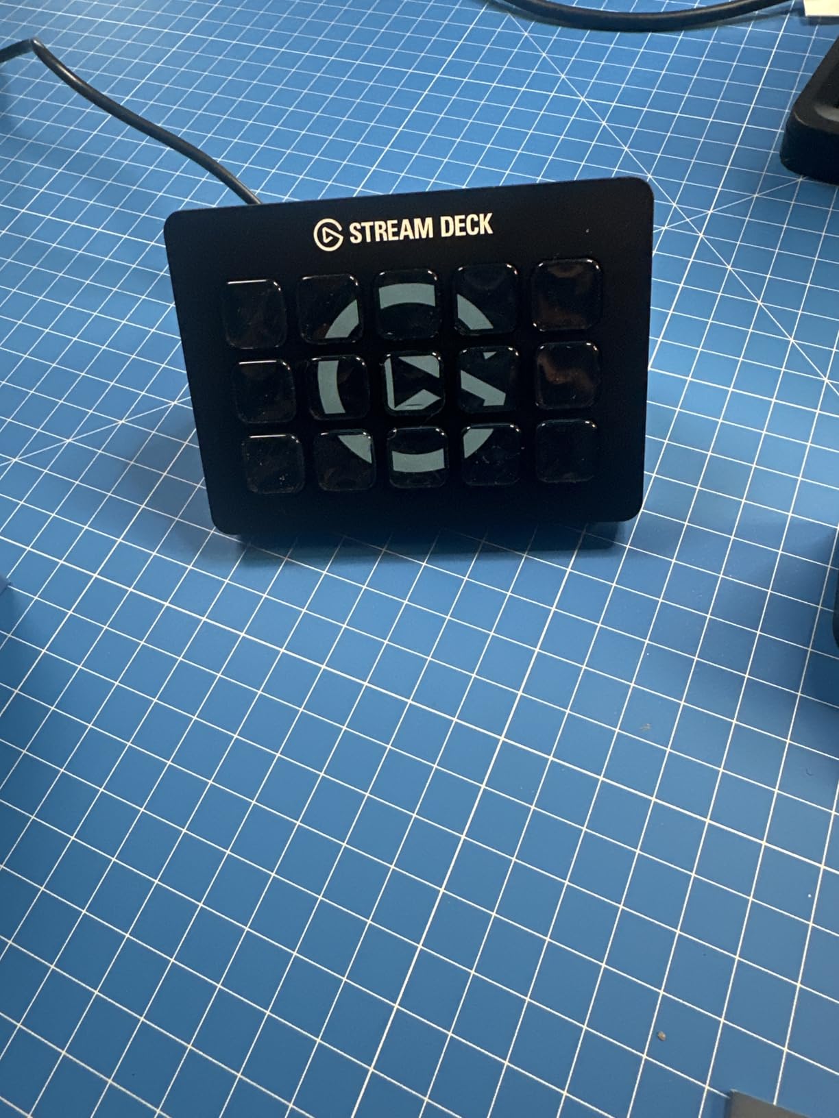 Stream Deck MK.2 White Studio Controller, 15 Keys customer photo 2