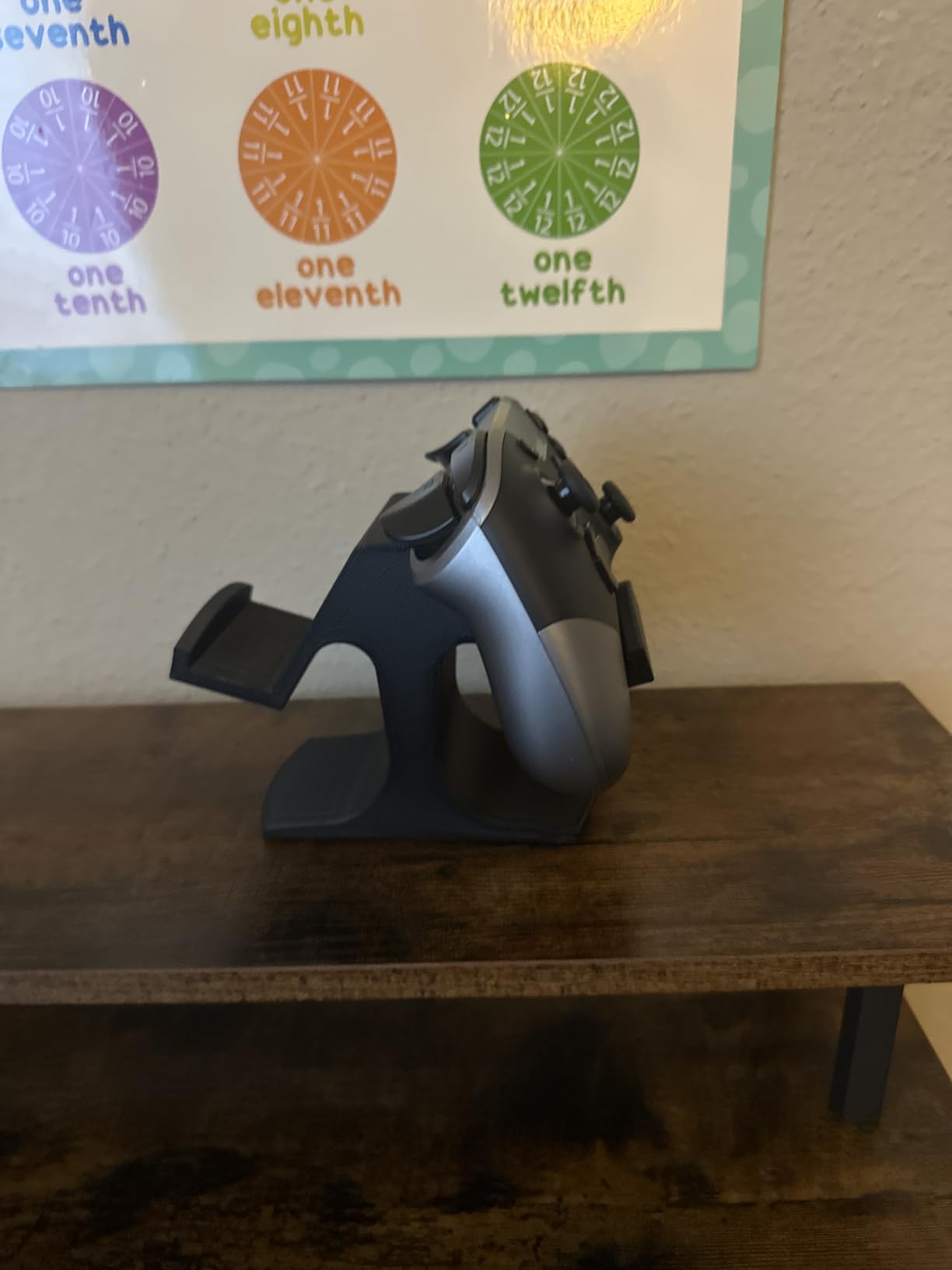 Game Controller Desktop Holder Stand (2 Pack) - Universal Design for Xbox ONE, PS5, PS4, PC, Steelseries, Steam & More, Reduce Clutter UGDS-05 by Brainwavz customer photo 2