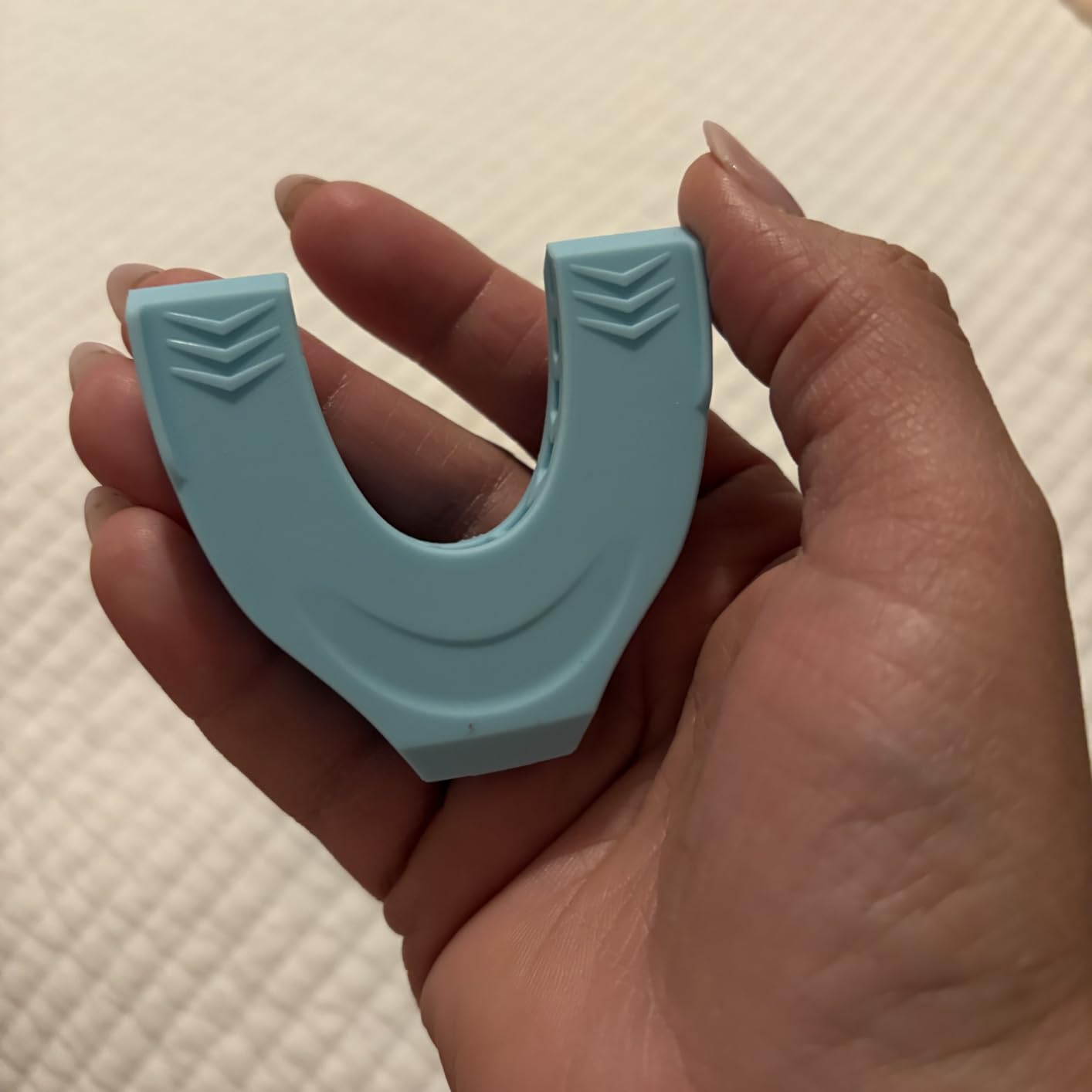 Jaw Exerciser by Facefit - Men & Women - Tone and strengthen your jawline, cheeks, chin and lips - Food-grade Silicone (Sky Blue) customer photo 2