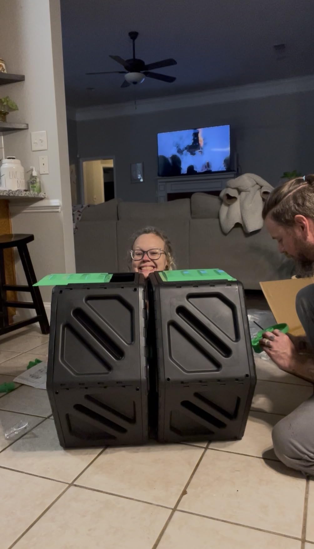 Goplus Compost Bin, 80 Gallon (300 L) Large Outdoor Composting Box w/Top Flip Latch-on Lid, Bottom Exit Door, BPA Free Material, Grass Food Trash Composter Barrel for Garden Yard, Easy Assembly customer photo 2