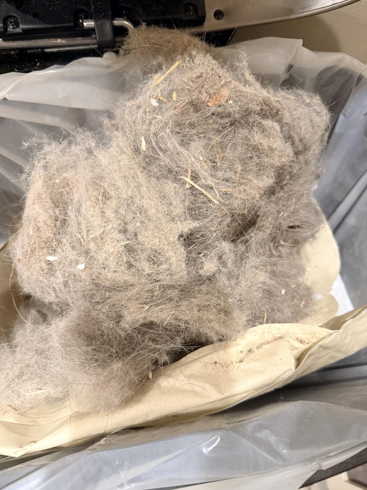 Shark AI Ultra Voice Control Robot Vacuum with Matrix Clean Navigation, Home Mapping, 60-Day Capacity, XL Self-Empty Base for Homes with Pets, Carpet & Hard Floors, Cool Grey, AV2511AE customer photo 1